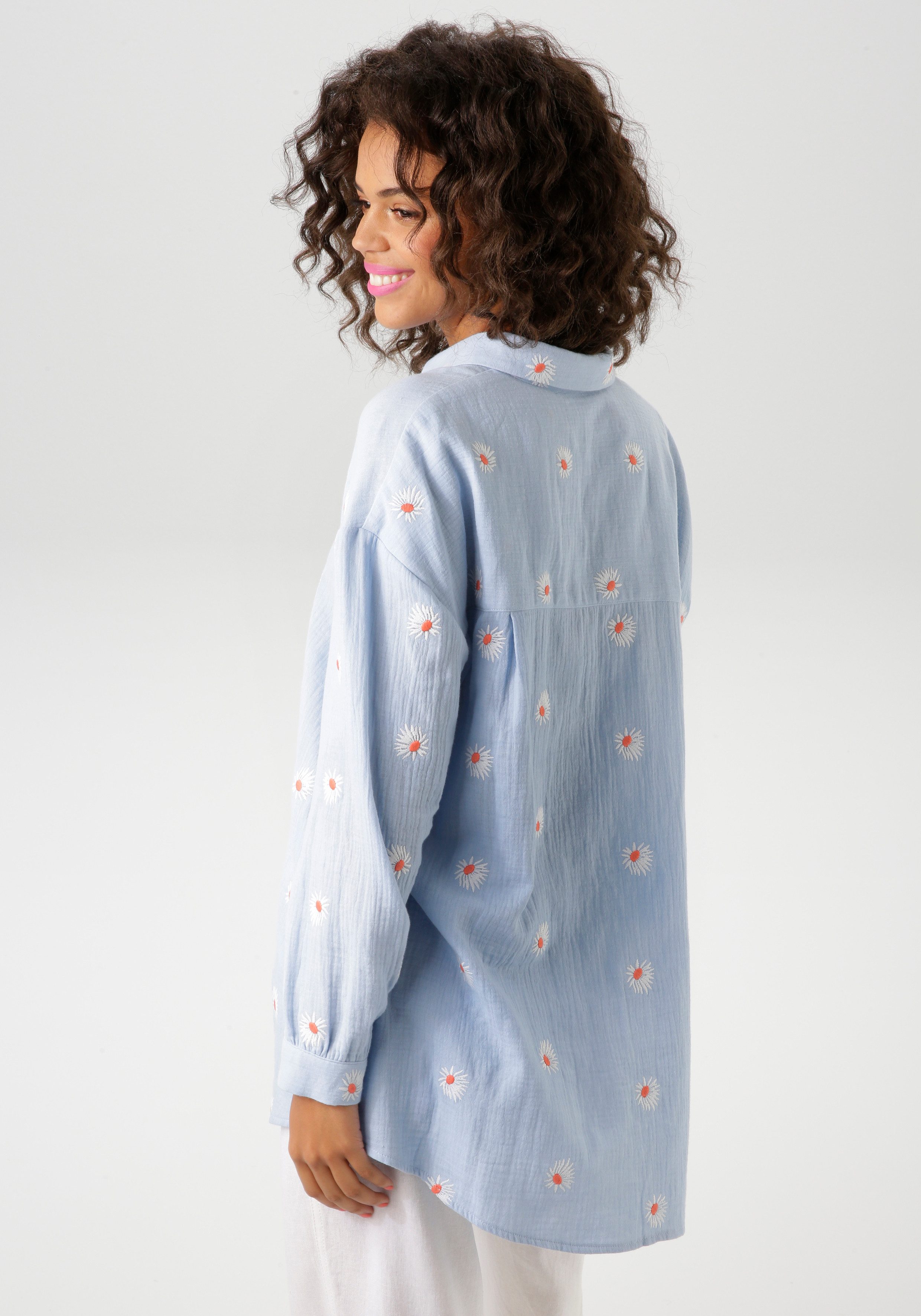 Aniston CASUAL Overhemdblouse met betoverende bloemen geborduurd - nieuwe collectie