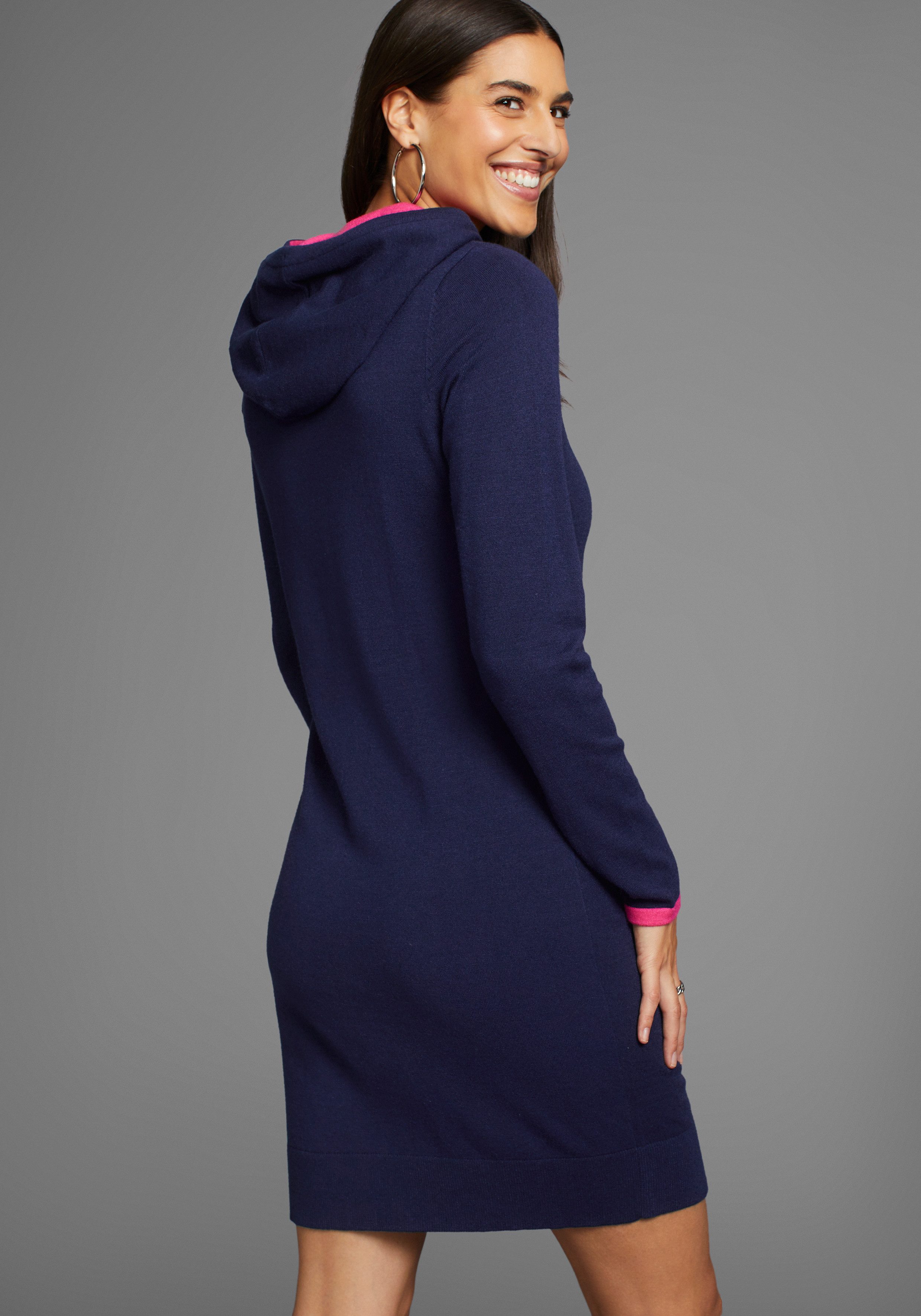 Laura Scott Gebreide jurk met roze kleurdetails