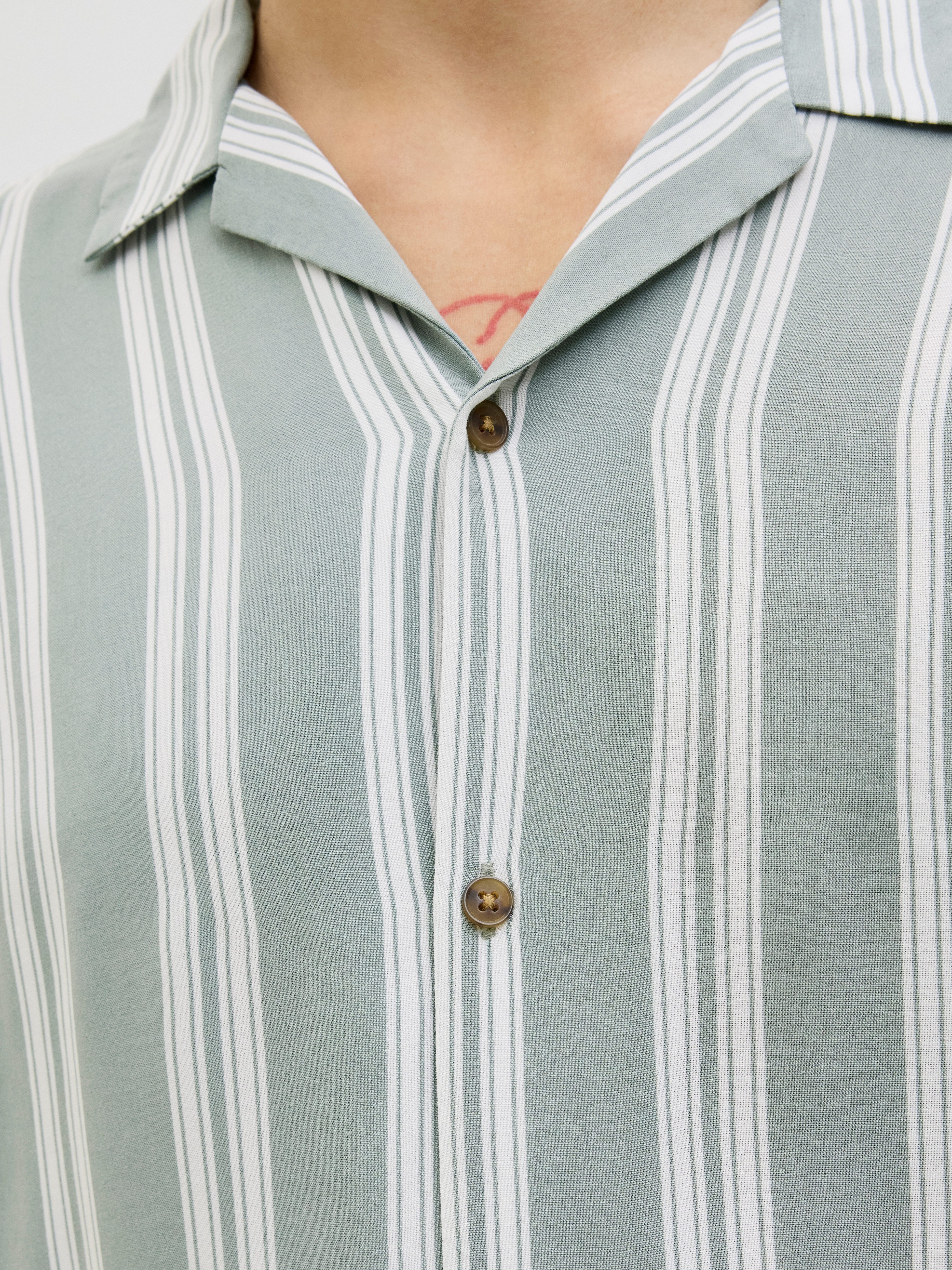 Jack & Jones Overhemd met korte mouwen JJEJEFF STRIPE RESORT SHIRT SS SN