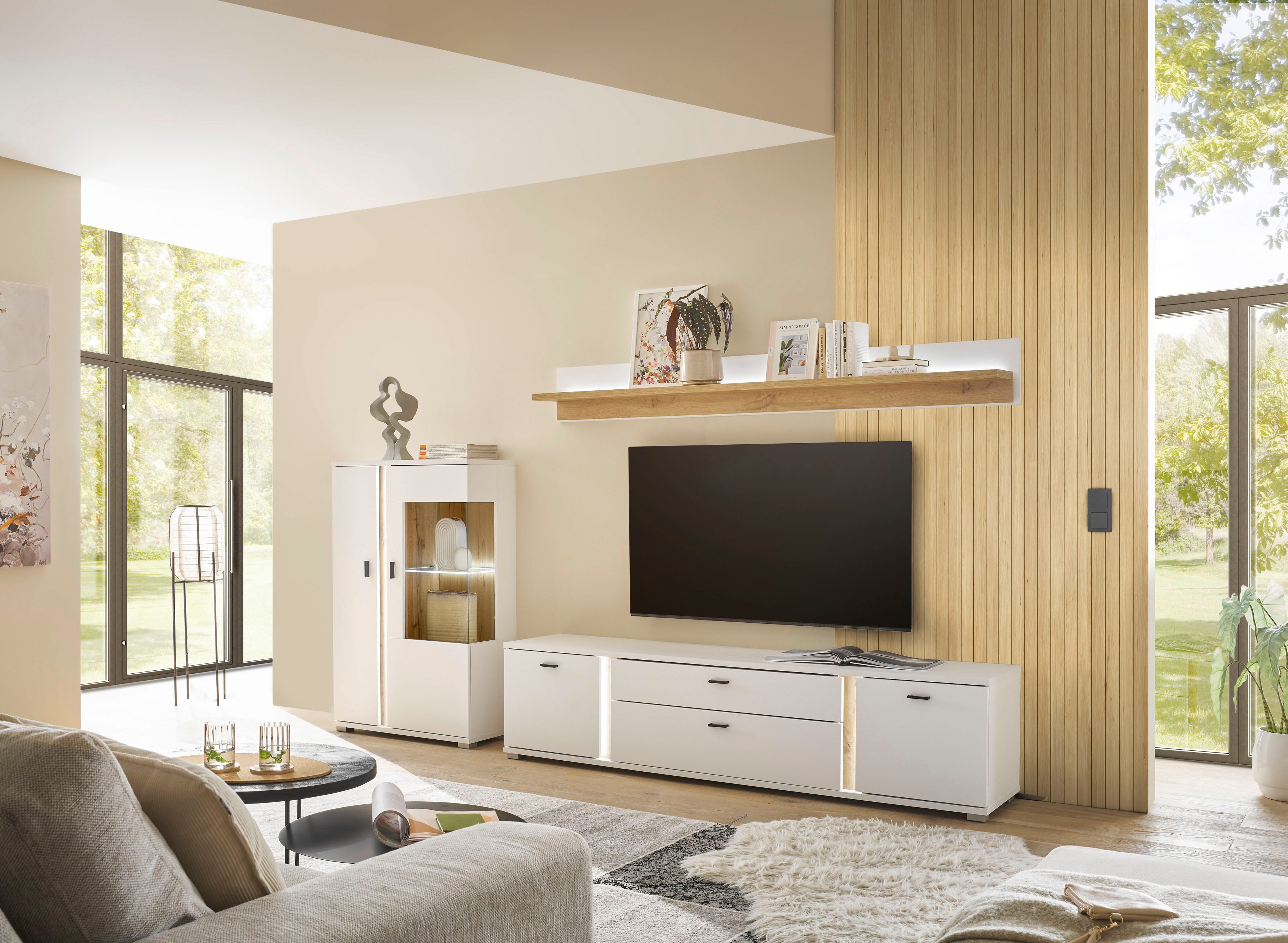 INOSIGN Vitrinekast LONG ISLAND, opberghangkast in moderne trendkleur, inclusief verticale verlichting, breedte 80 cm (1 stuk)