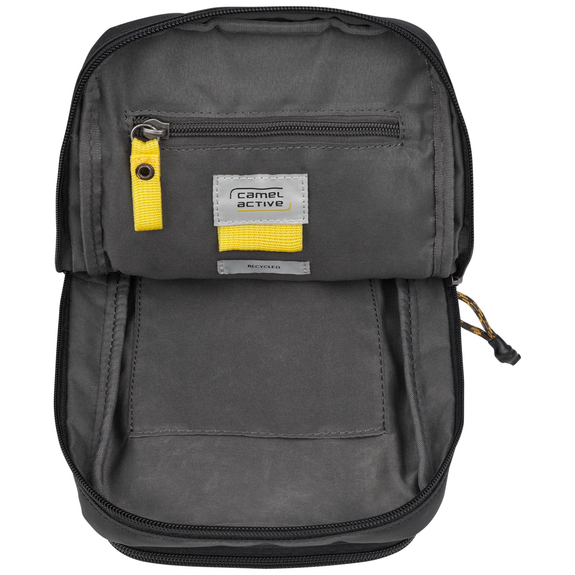 camel active Rugzak Explore waterafstotend gerecycled nylon en reflecterende ritsen