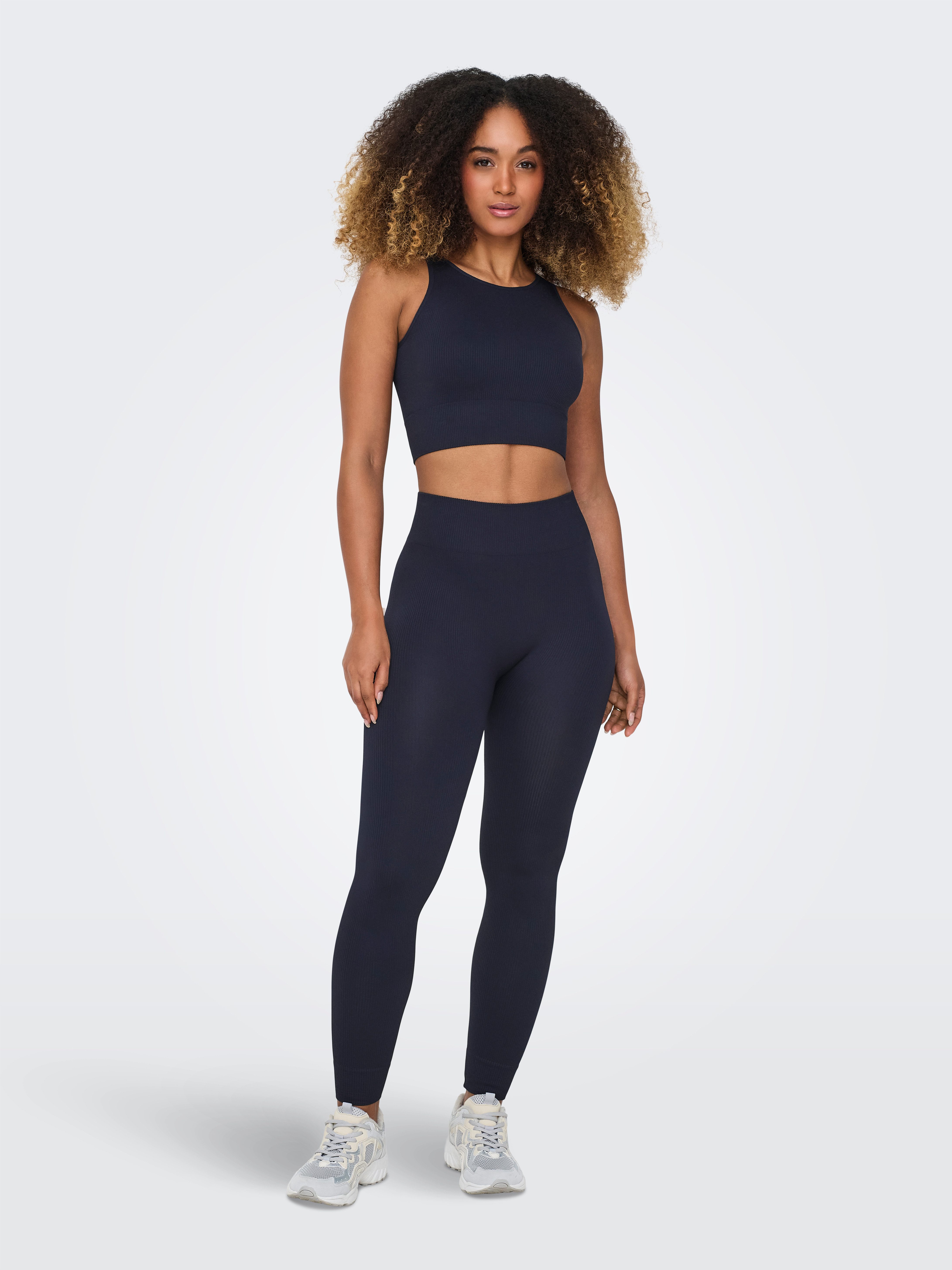 Only Play Trainingstop ONPJAIA LIFE Cropped fit, in fijne ribstructuur
