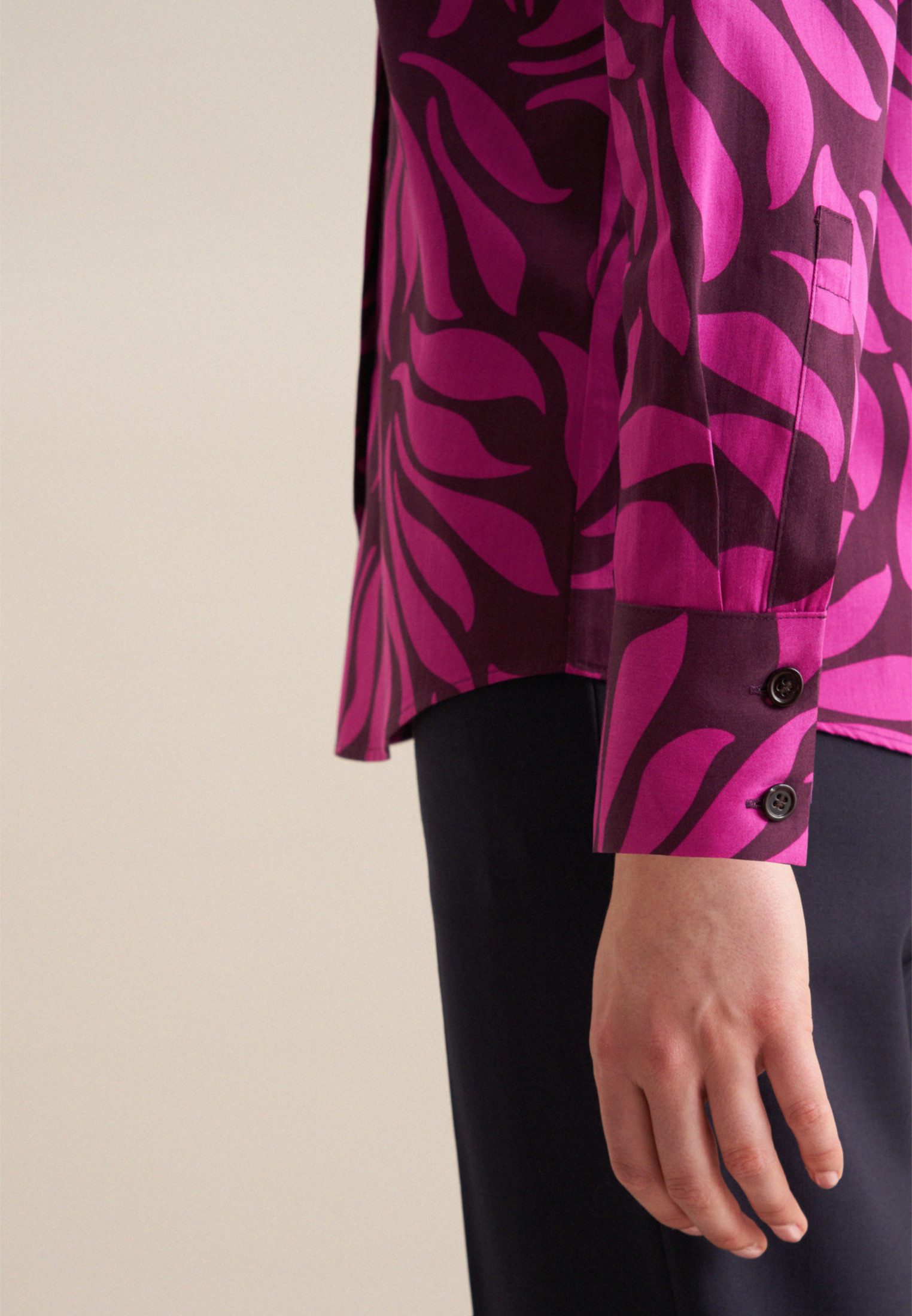 seidensticker Overhemdblouse Zwarte roos Lange mouwen kraag print