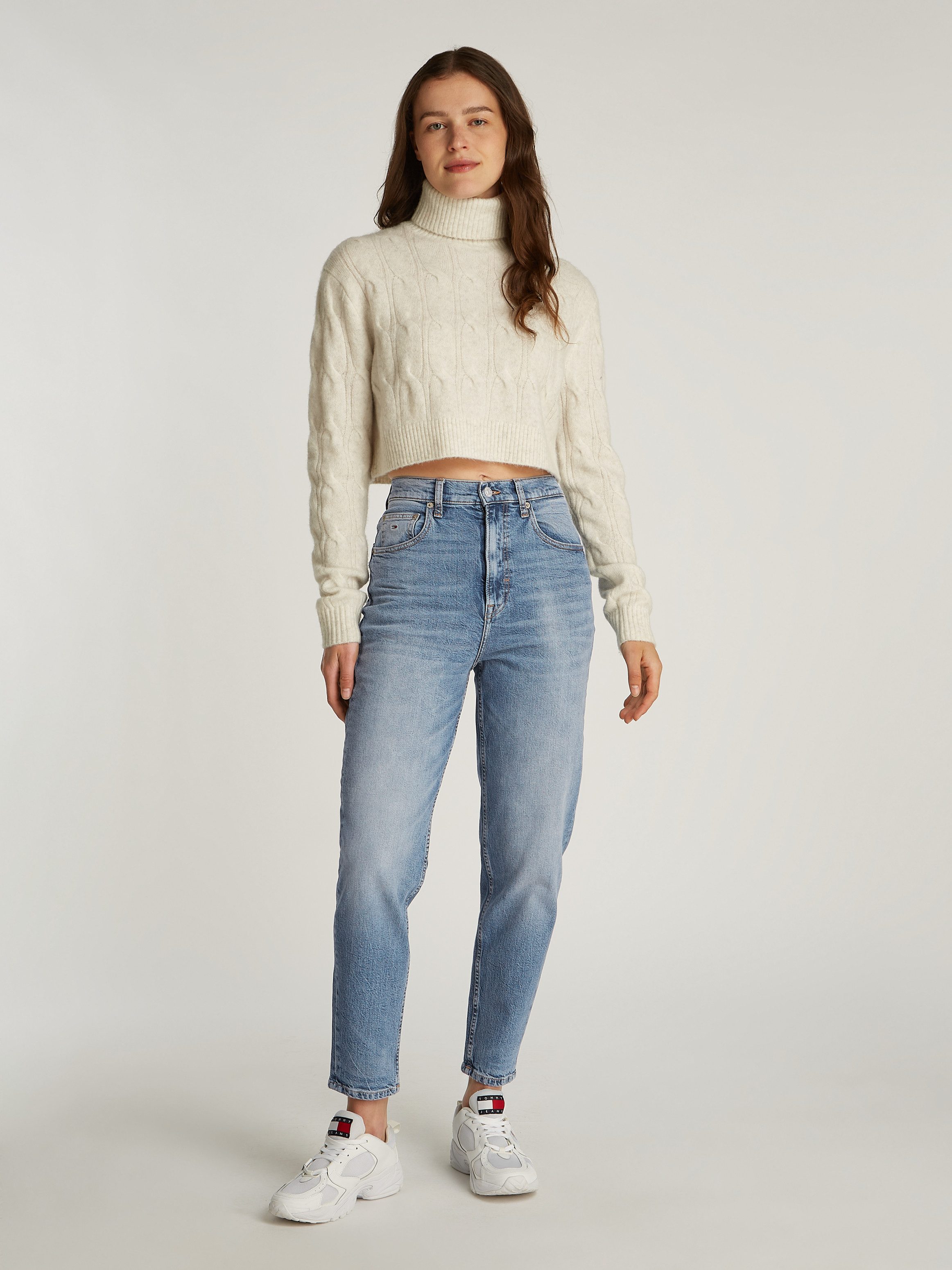 TOMMY JEANS Mom jeans High waist Mom-Jeans Tapered met logo-borduurwerk in enkelvrije lengte