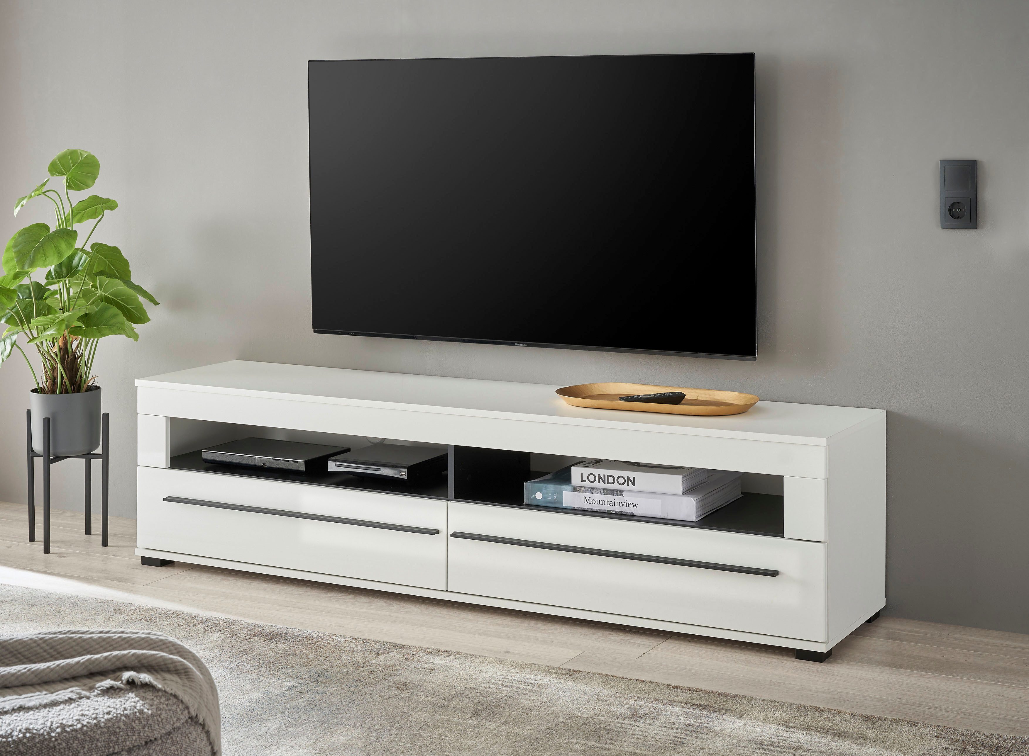 INOSIGN Tv-meubel Modern TV-meubel, commode in Eiken Evoke of wit zwarte stanggreep, voldoende opbergruimte, veelzijdig inzetbaar