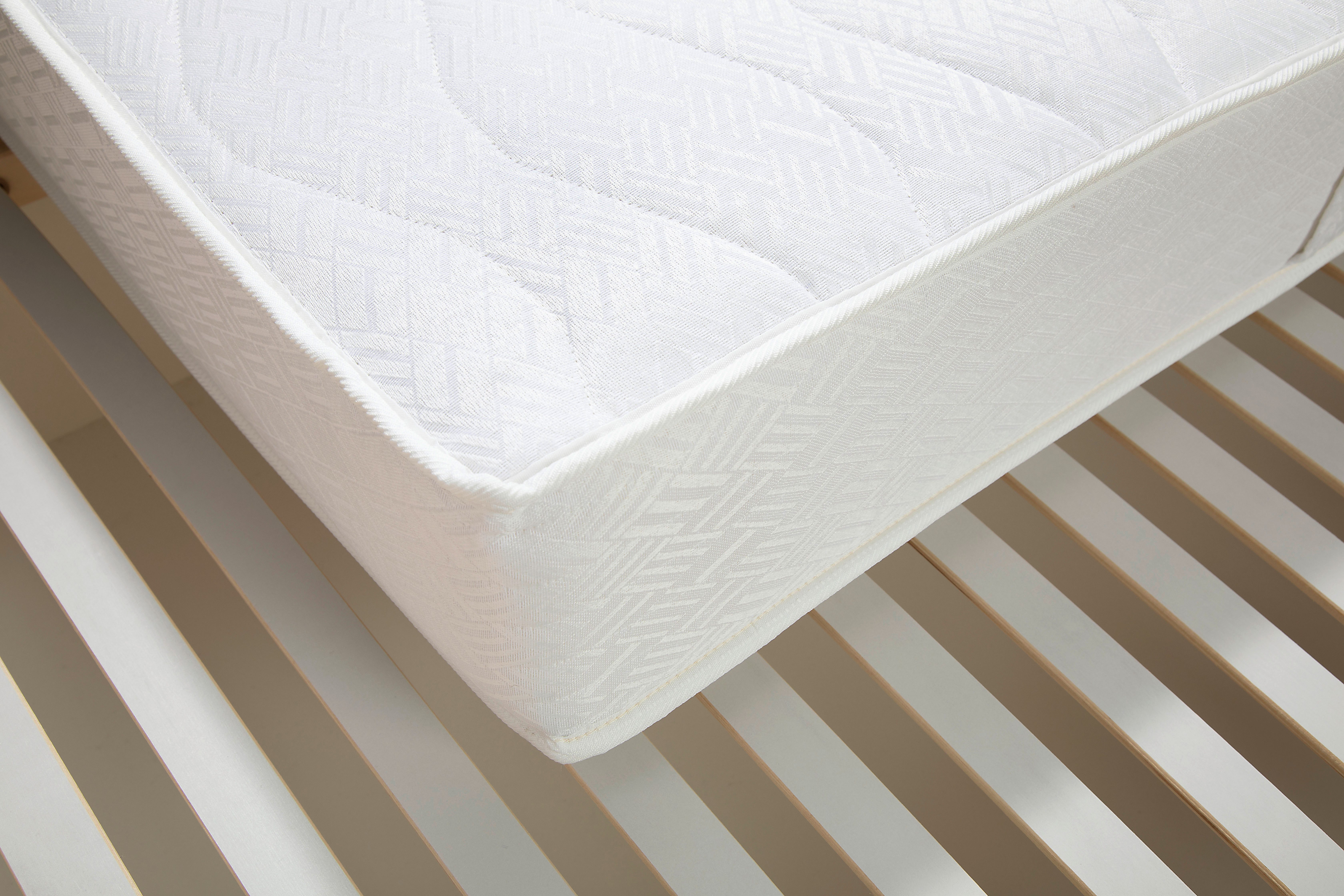 Maintal Gestoffeerd bed Kieferwald met bedlade, optioneel met bonnell- of pocketveringmatras