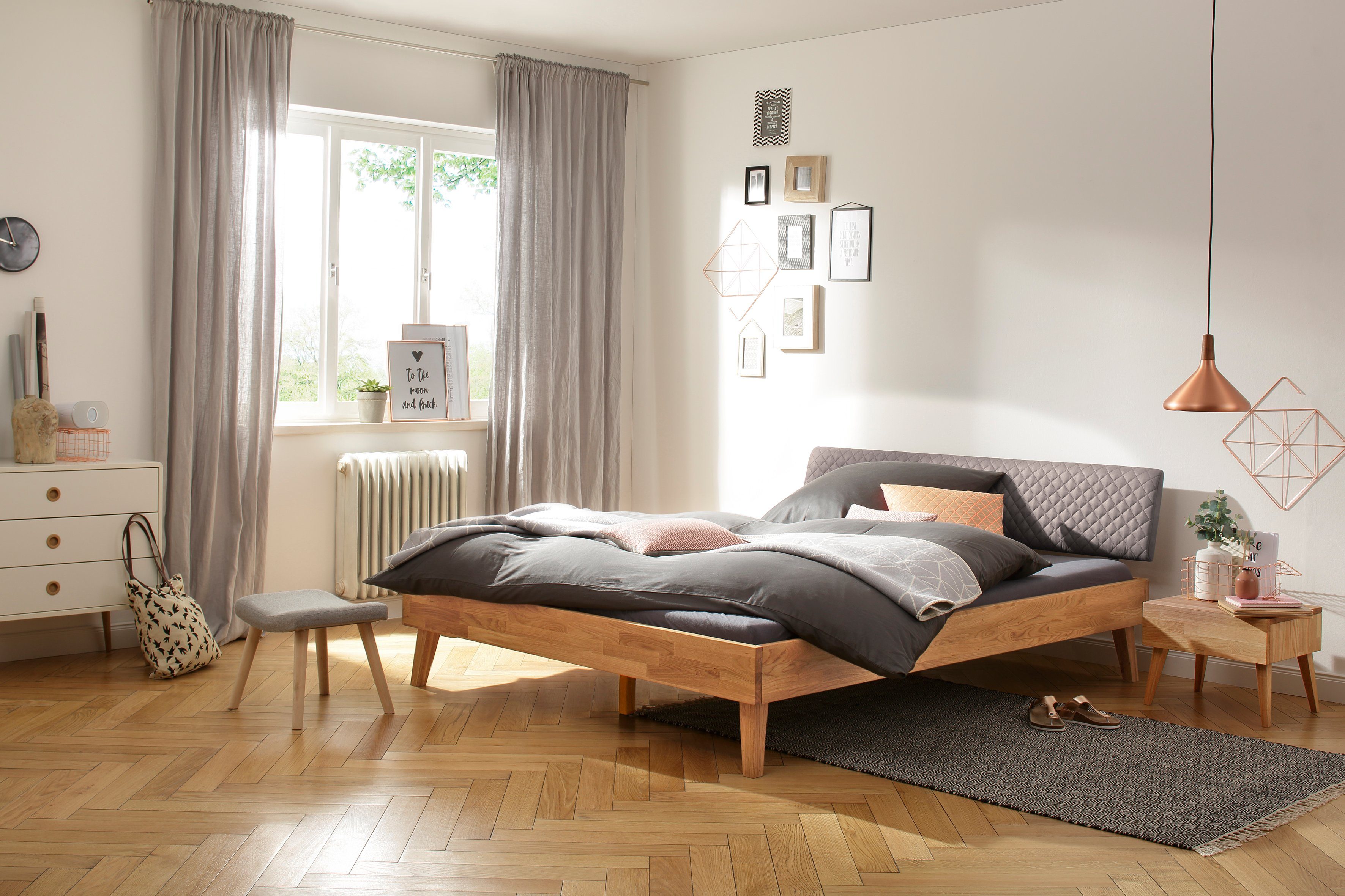Home affaire Nachtkastje Natali met een lade, van massief eiken, breedte 45 cm