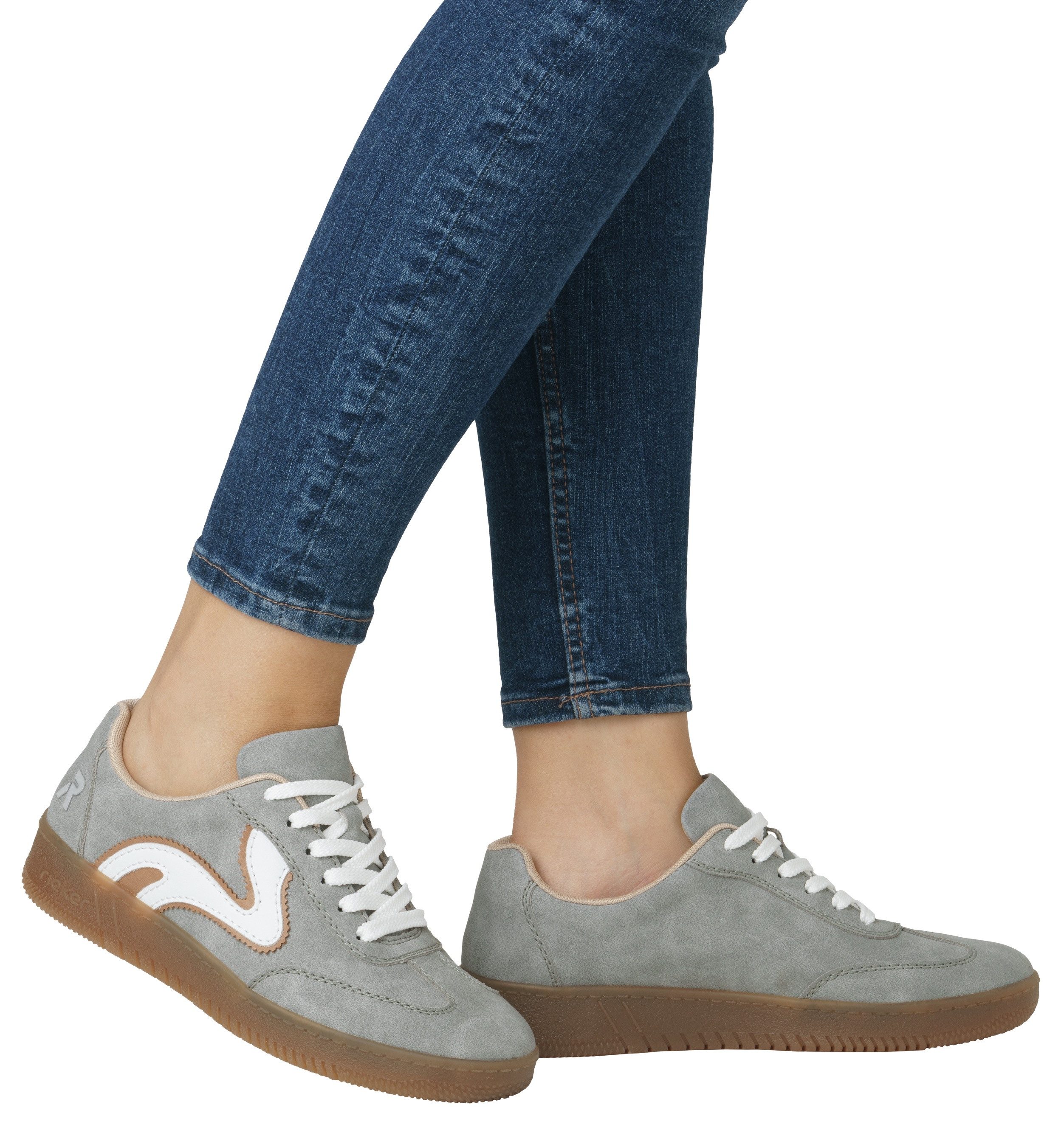 RIEKER Sport Plateausneakers vrijetijdsschoen, lage schoen, veterschoen in vegan uitvoering