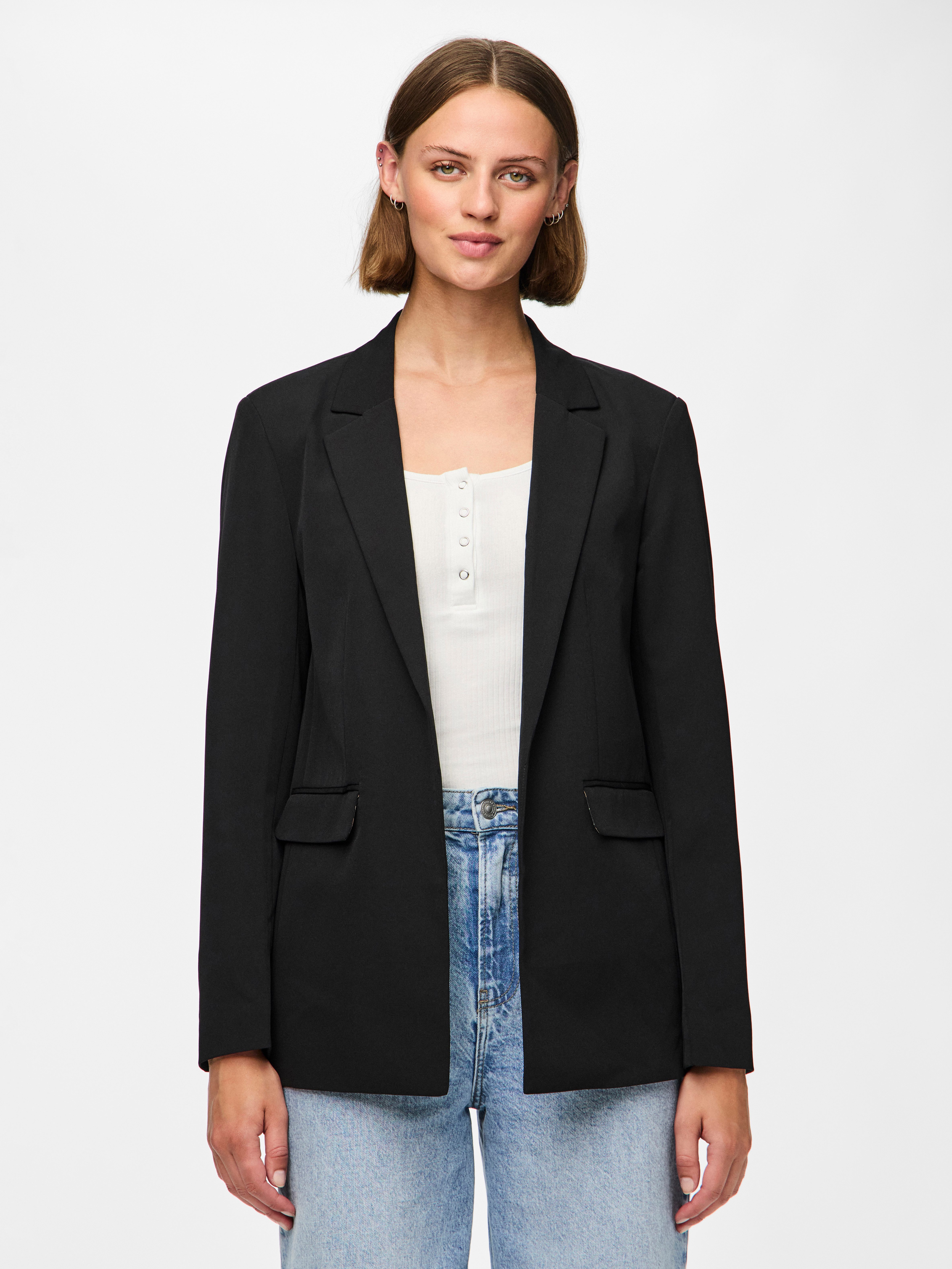 pieces Lange blazer PCBOZZY LS DETAIL BLAZER NOOS BC
