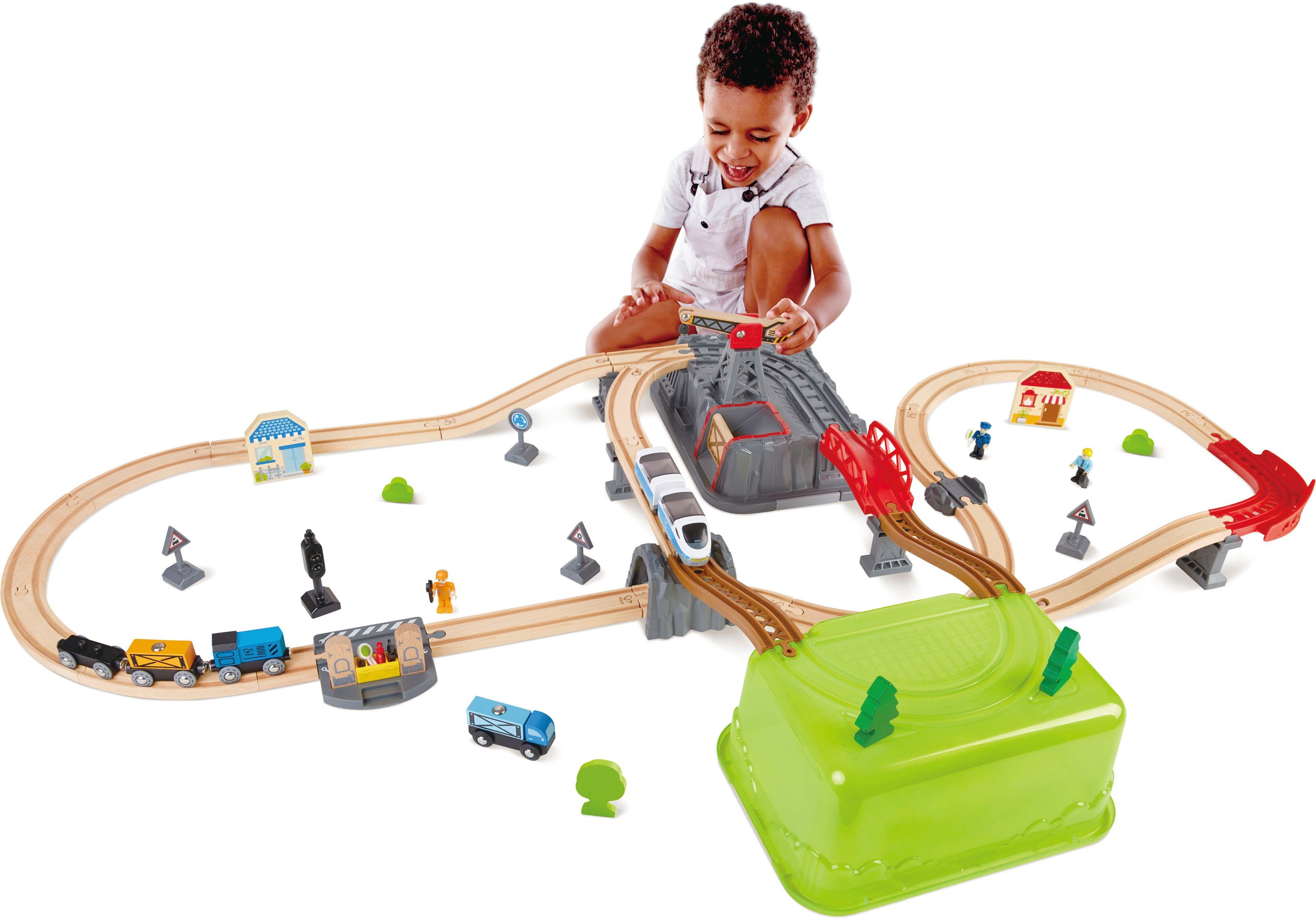Hape Speelgoed spoorweg Treinset, achtvormig FSC®- beschermt bos - wereldwijd (set)