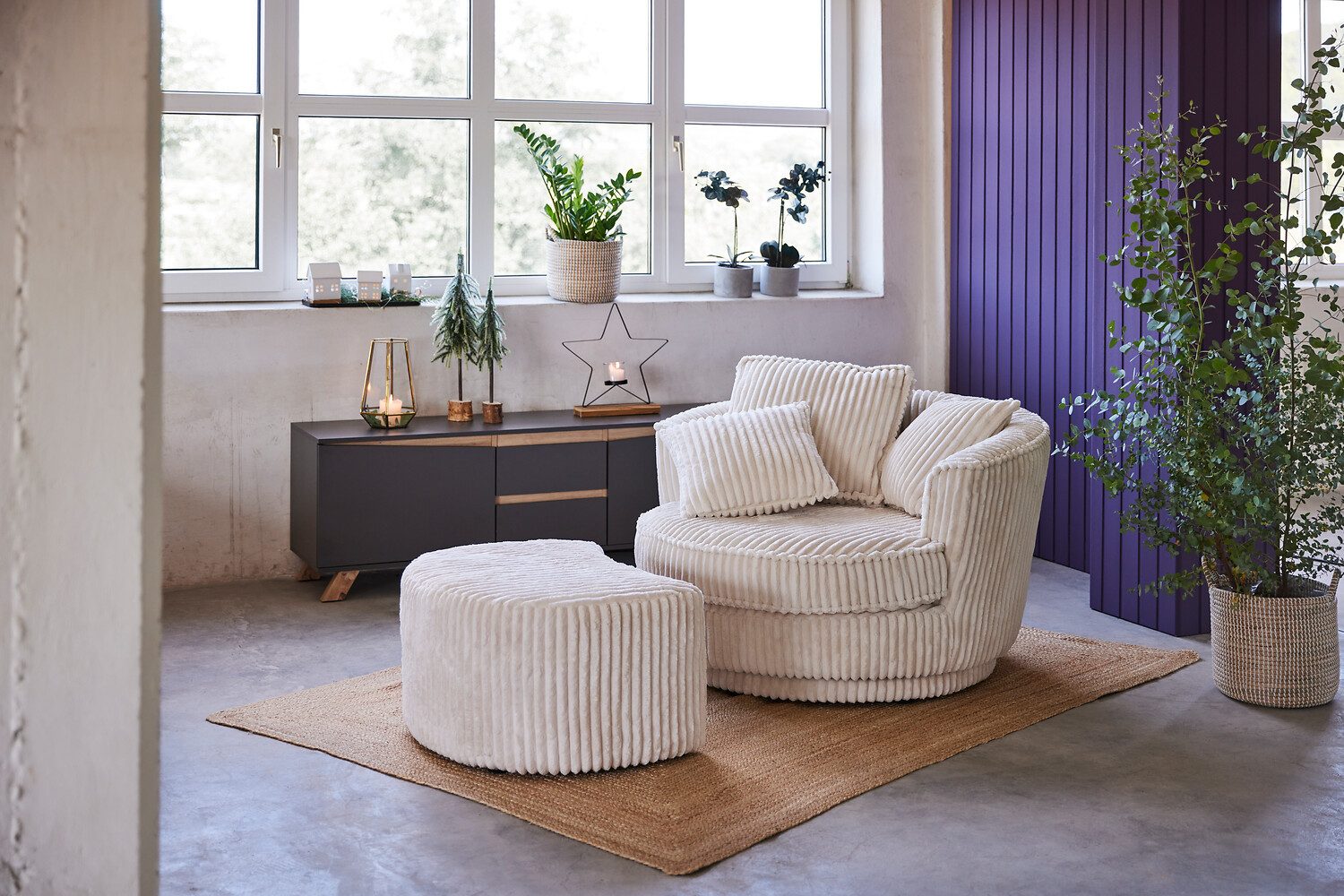 Leonique Draaibare fauteuil MAISIE, Love Seat XXL leesfauteuil, grote fauteuil met poef(2 stuks)