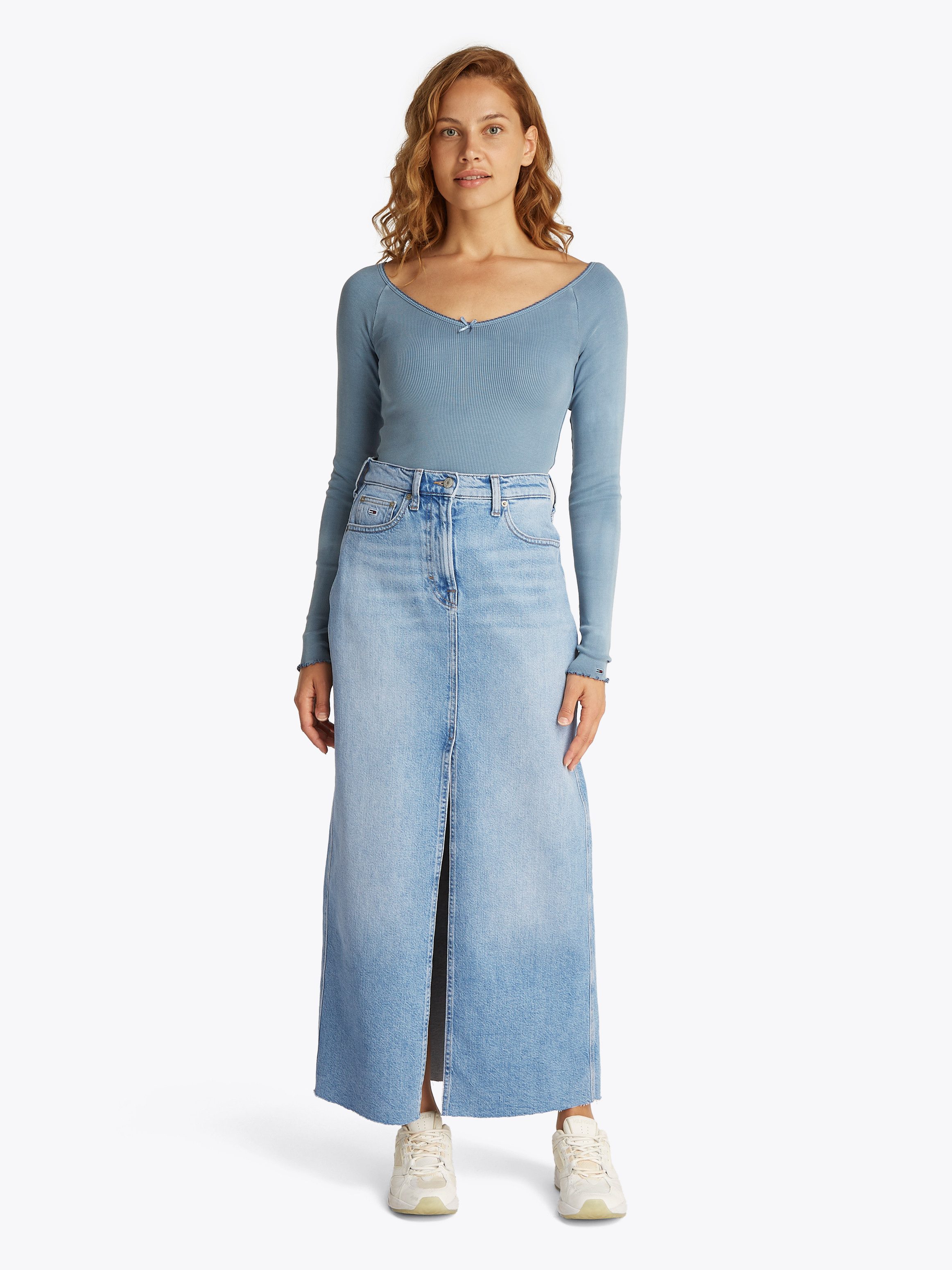 TOMMY Jeans rok CLAIRE MAXI SKIRT BI0112 in maxi-lengte, in lichtblauwe was