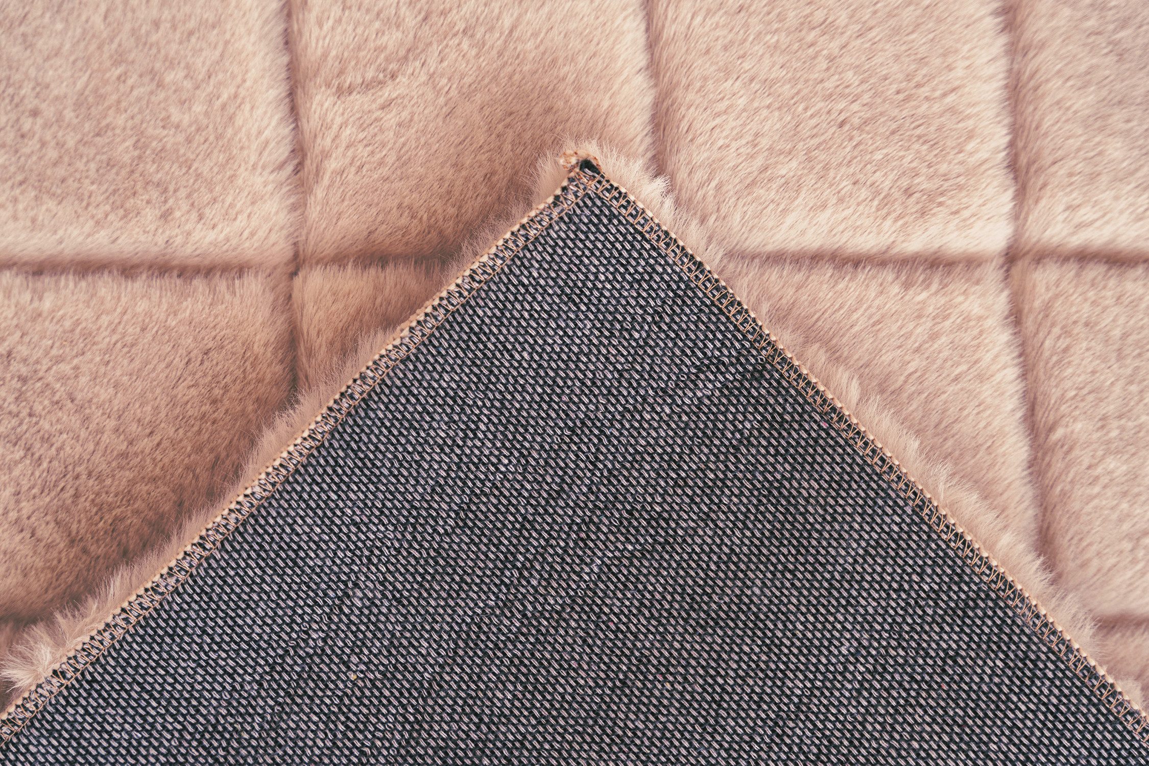 Padiro Vloerkleed Imala 125 Bijzonder zachte grip, pluizig, geperst patroon