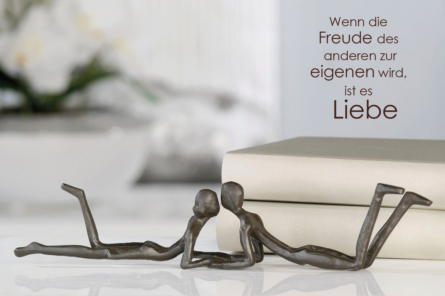 Casablanca by Gilde Decoratief figuur Design sculptuur 'Loving' (1 stuk)