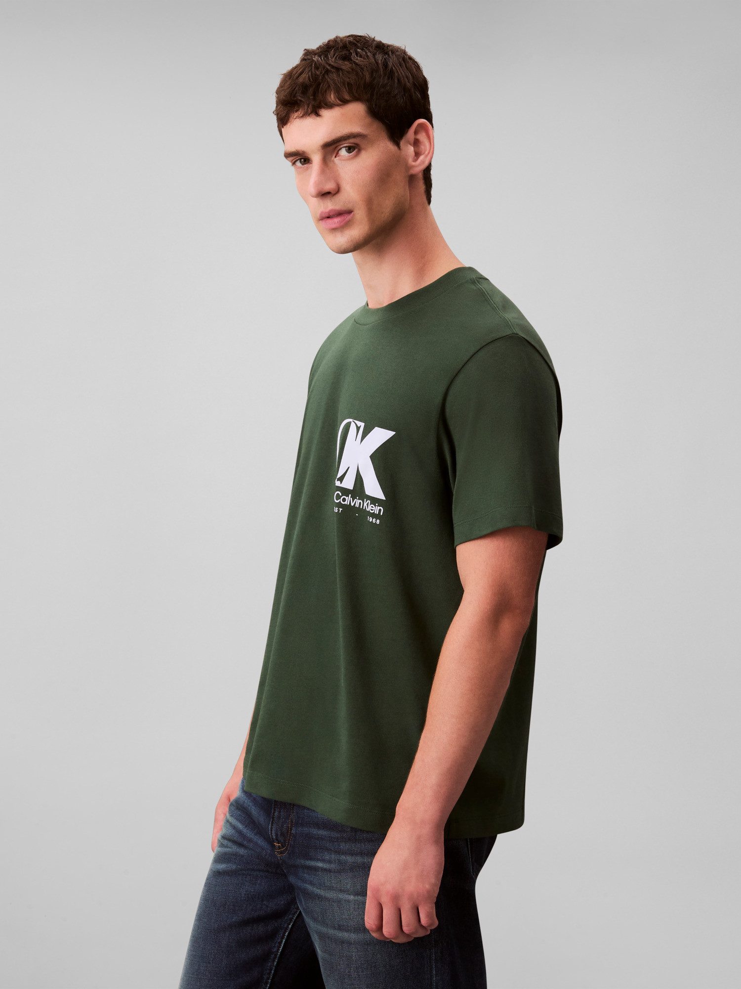 Calvin Klein T-shirt