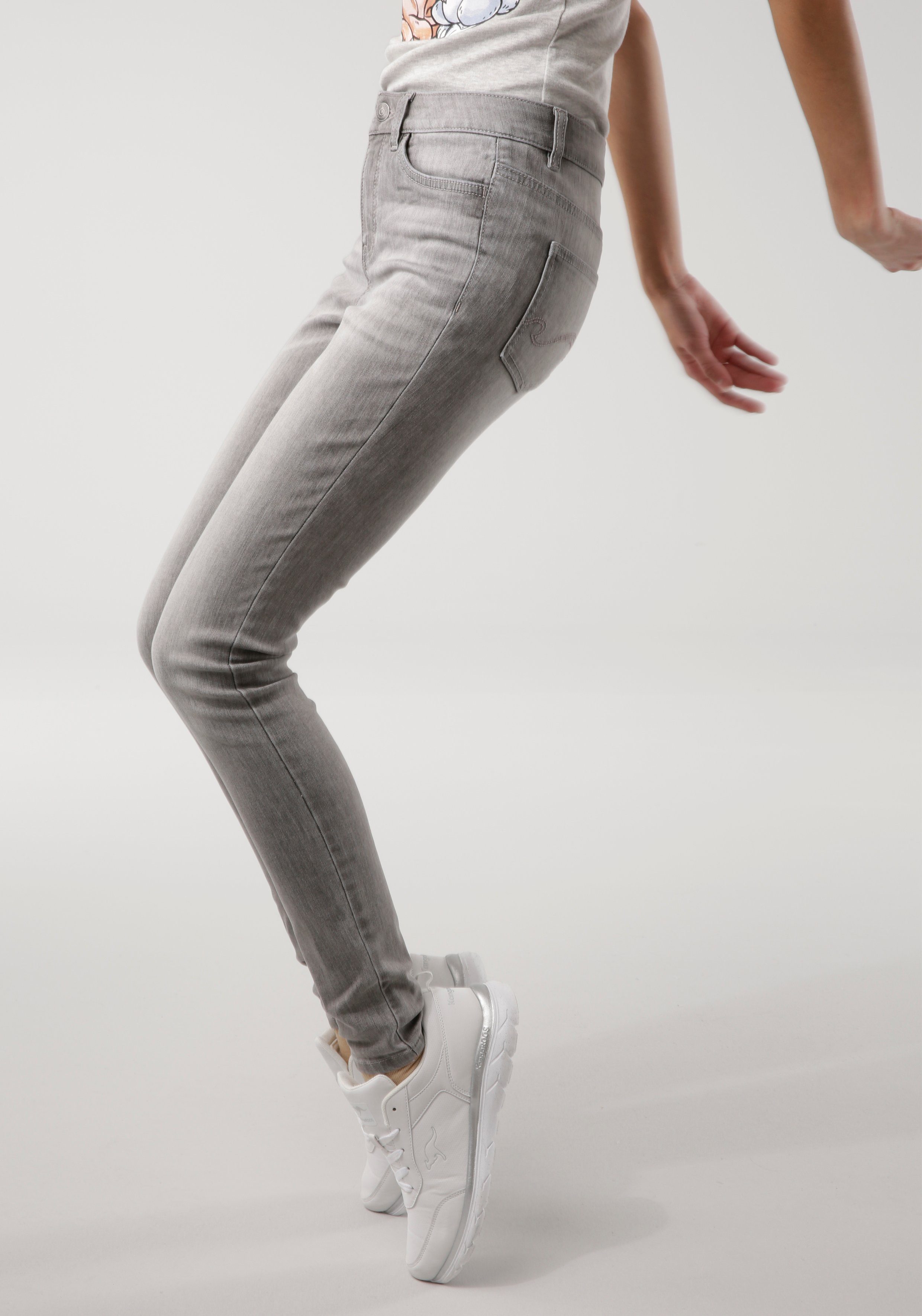 KangaROOS 5-pocket jeans SUPER SKINNY HIGH RISE enkel-lang, met used-look, hoge taille