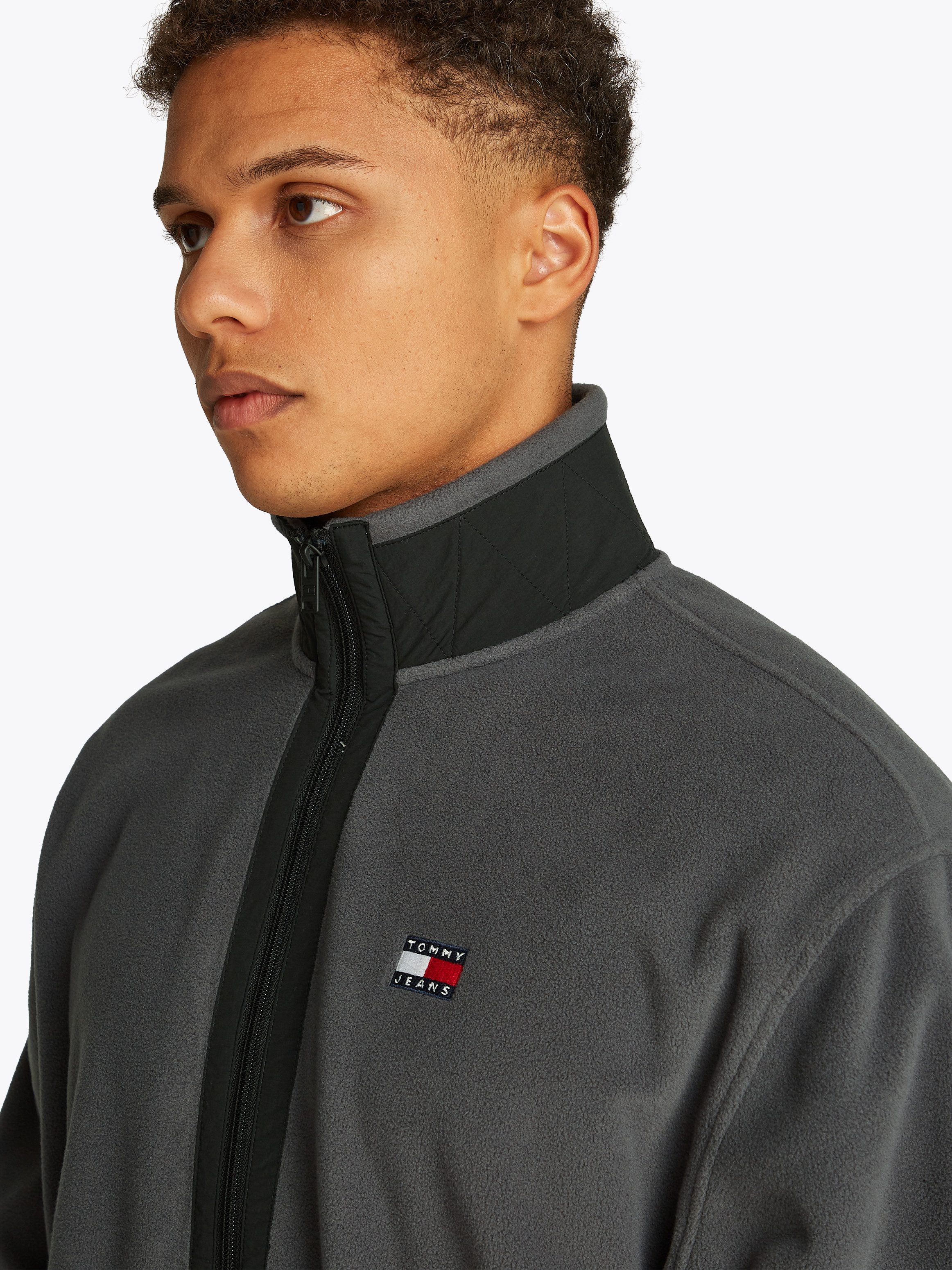 Tommy Jeans Plus Fleecejack TJM RLX FZ POLAR FLEECE EXT