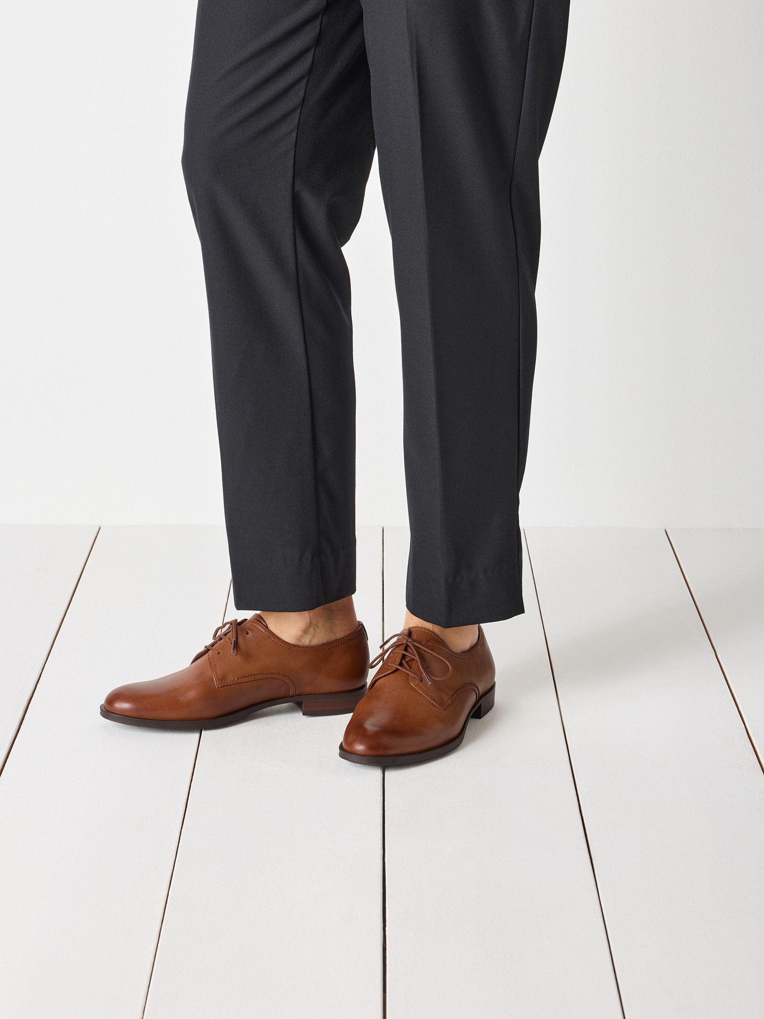 Tamaris Veterschoenen , blokhak, lage schoen, zakelijke schoen met sierstiksels