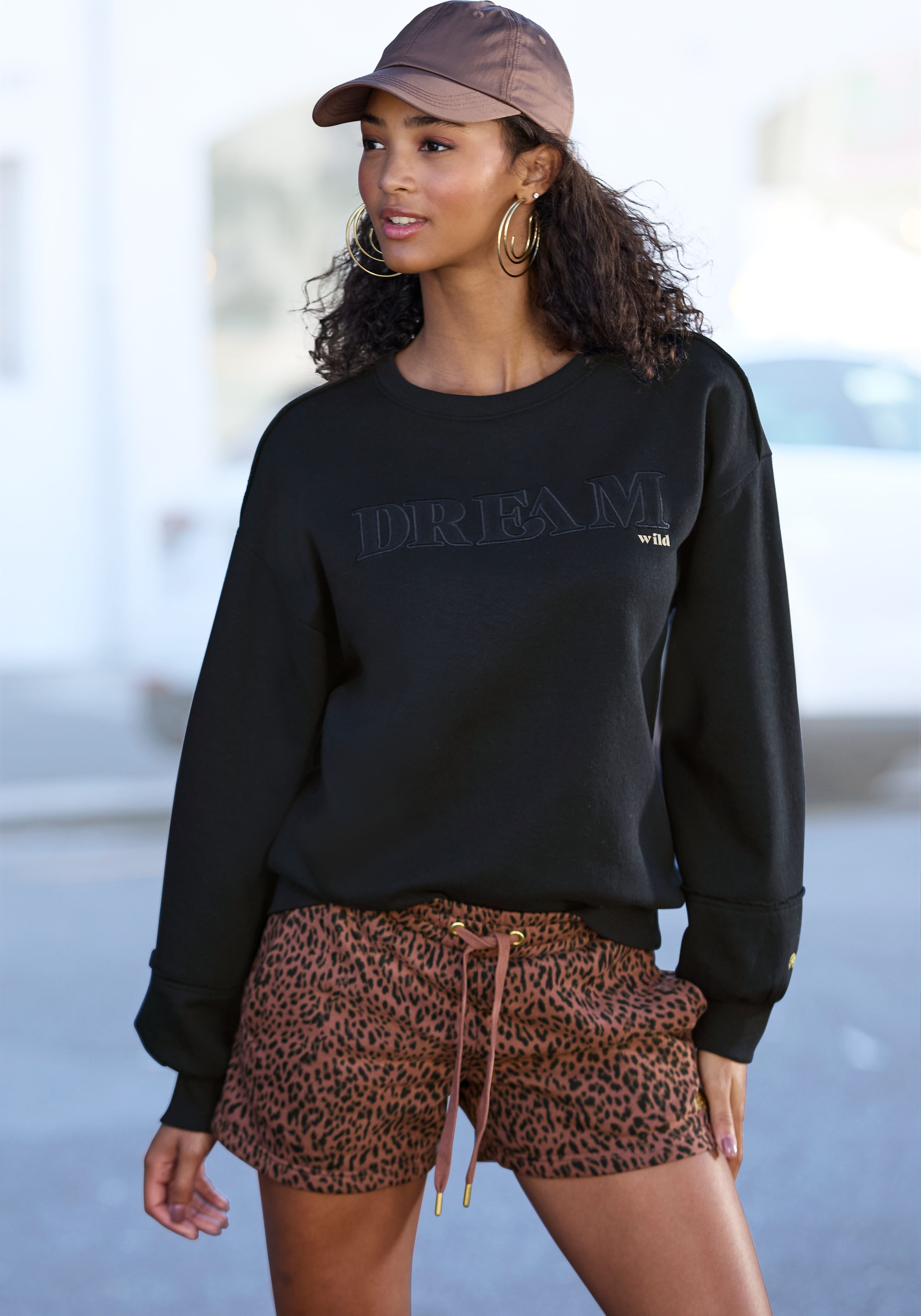 Buffalo Sweatshort