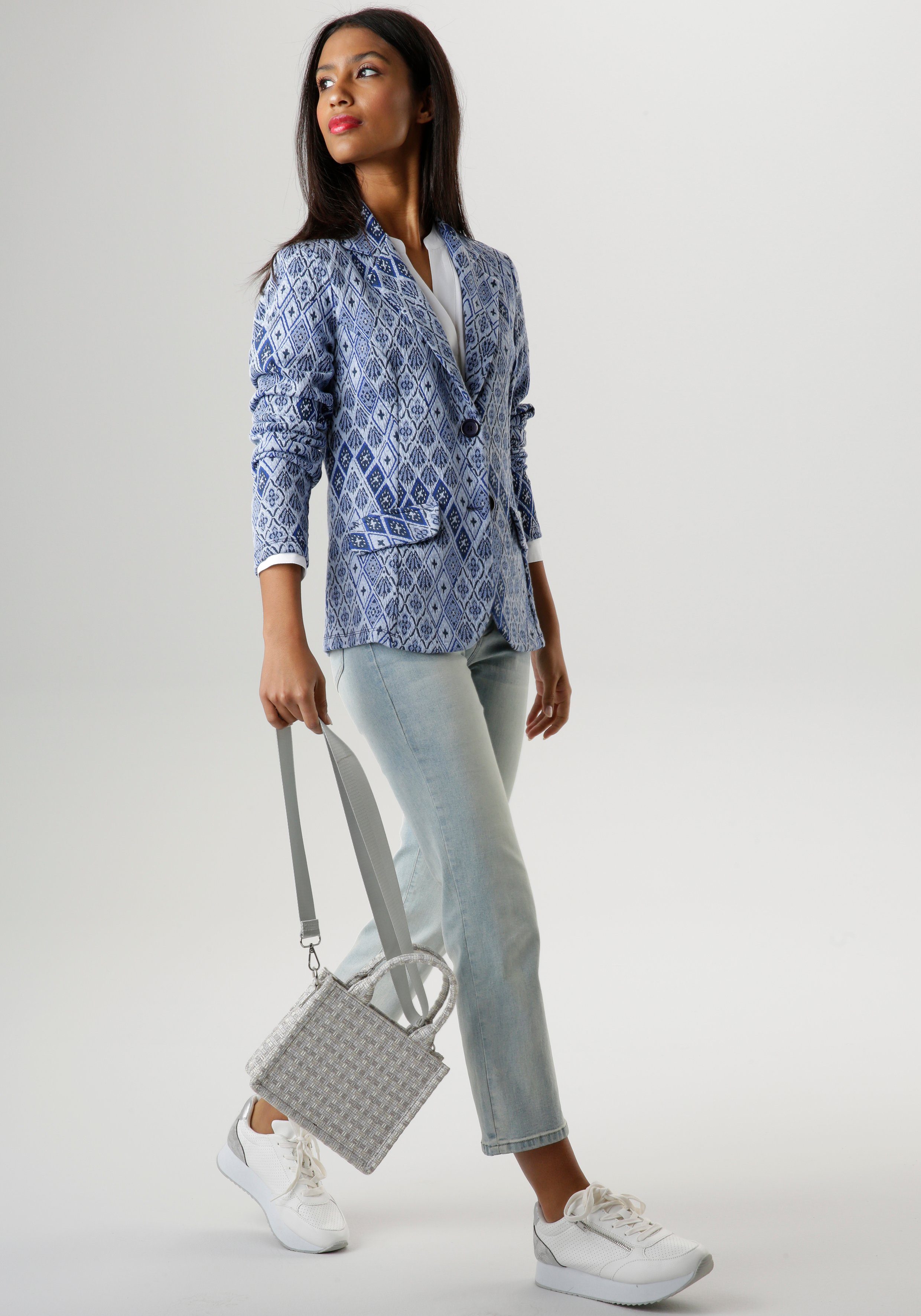 Aniston SELECTED Korte blazer van gestructureerd jacquard