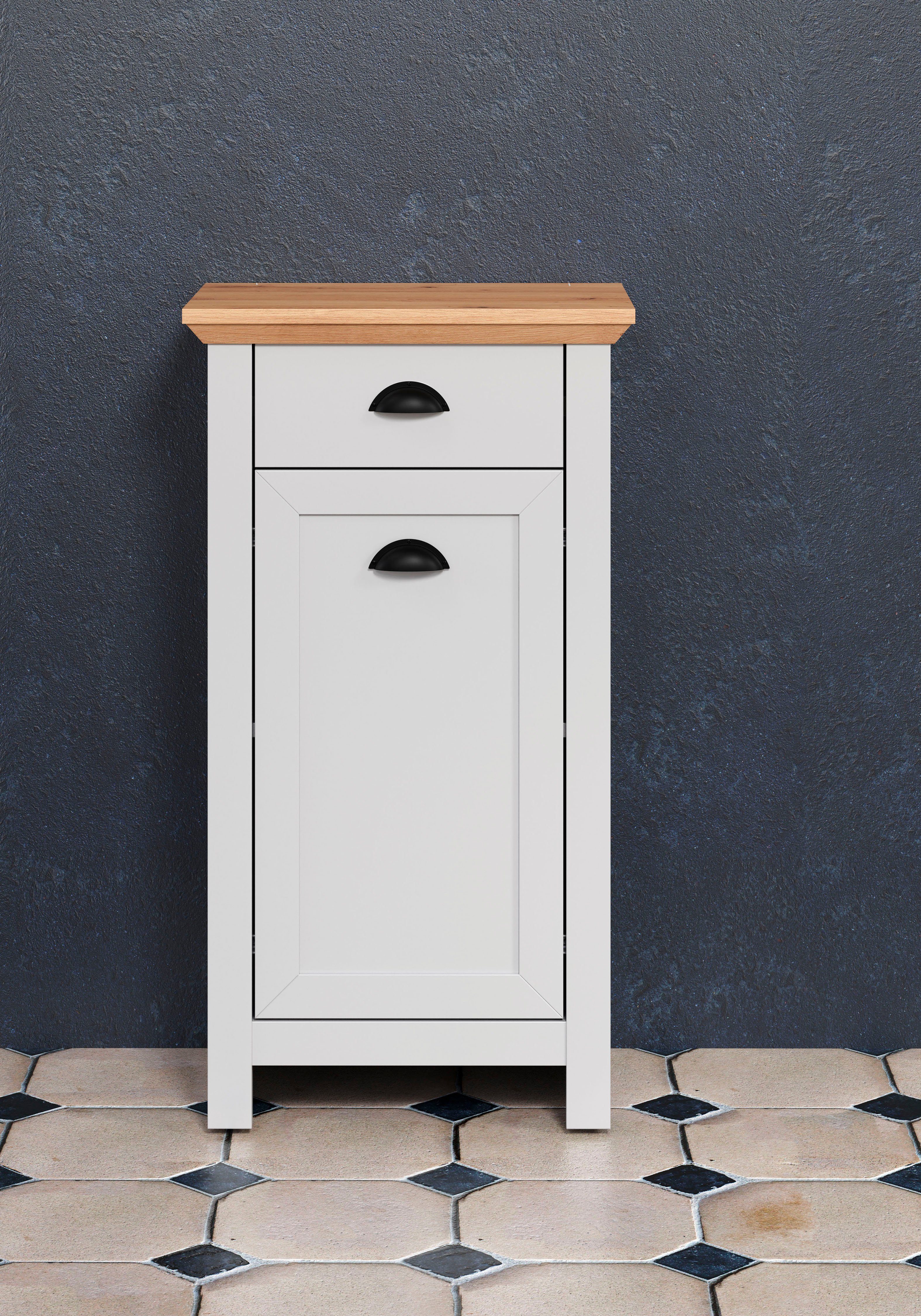 Home affaire Badkamerkast Onderkast met schelpgrepen in landhuisstijl - (B/D/H) 46/33/84 cm