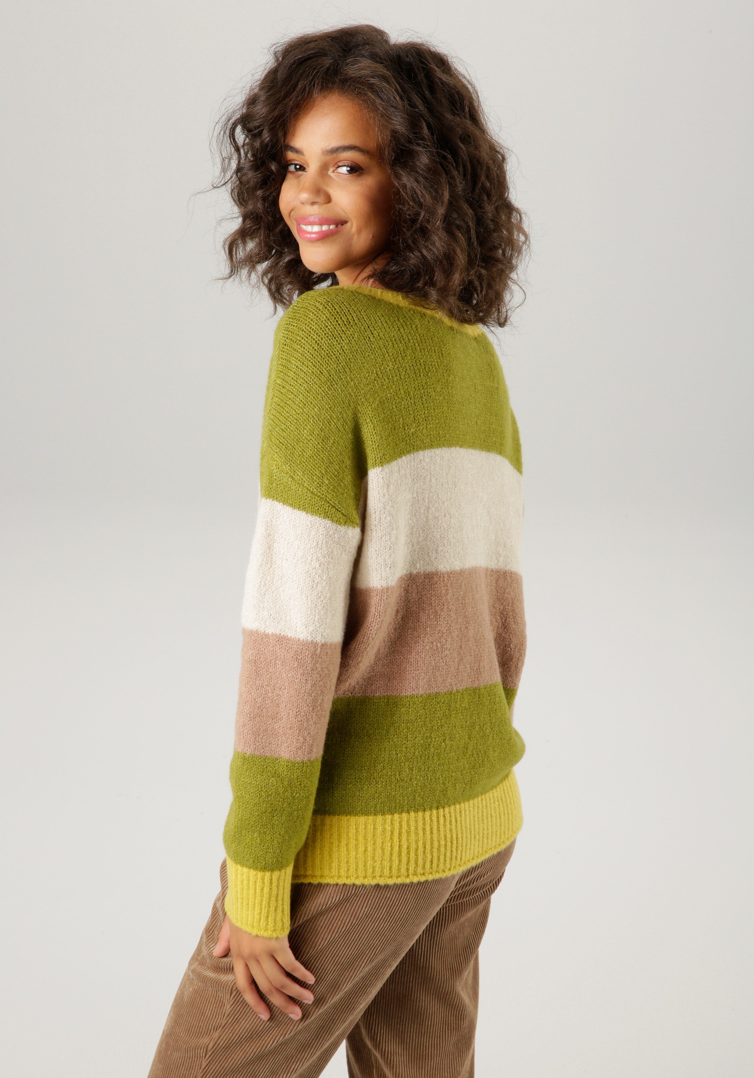 Aniston CASUAL Gebreide trui met trendy gekleurde, brede strepen