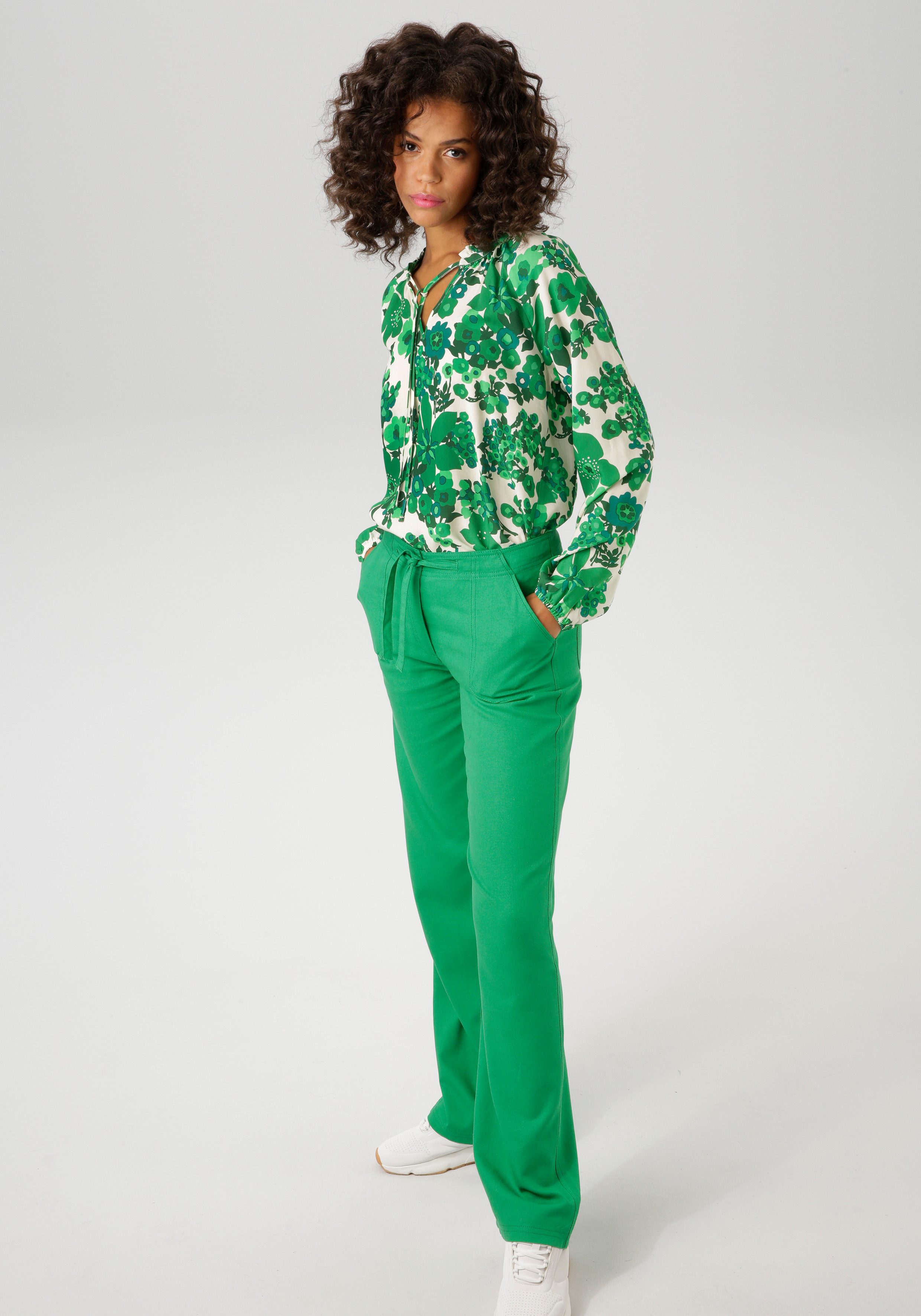 Aniston CASUAL Blouse zonder sluiting met kleurharmonische, grootschalige bloemenprint - nieuwe collectie