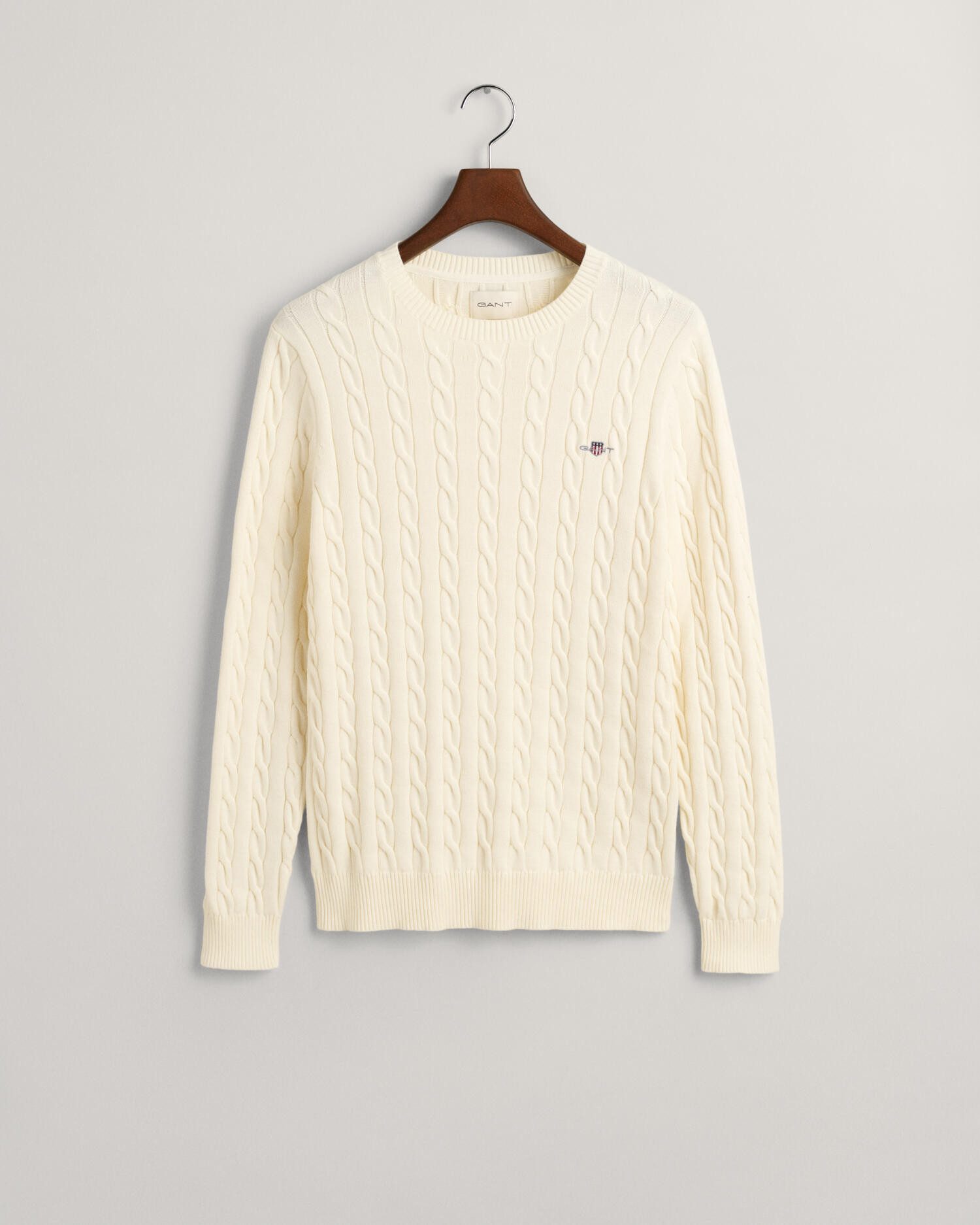 Gant Gebreide trui COTTON CABLE C-NECK met wapen-logo borduurwerk op de borst