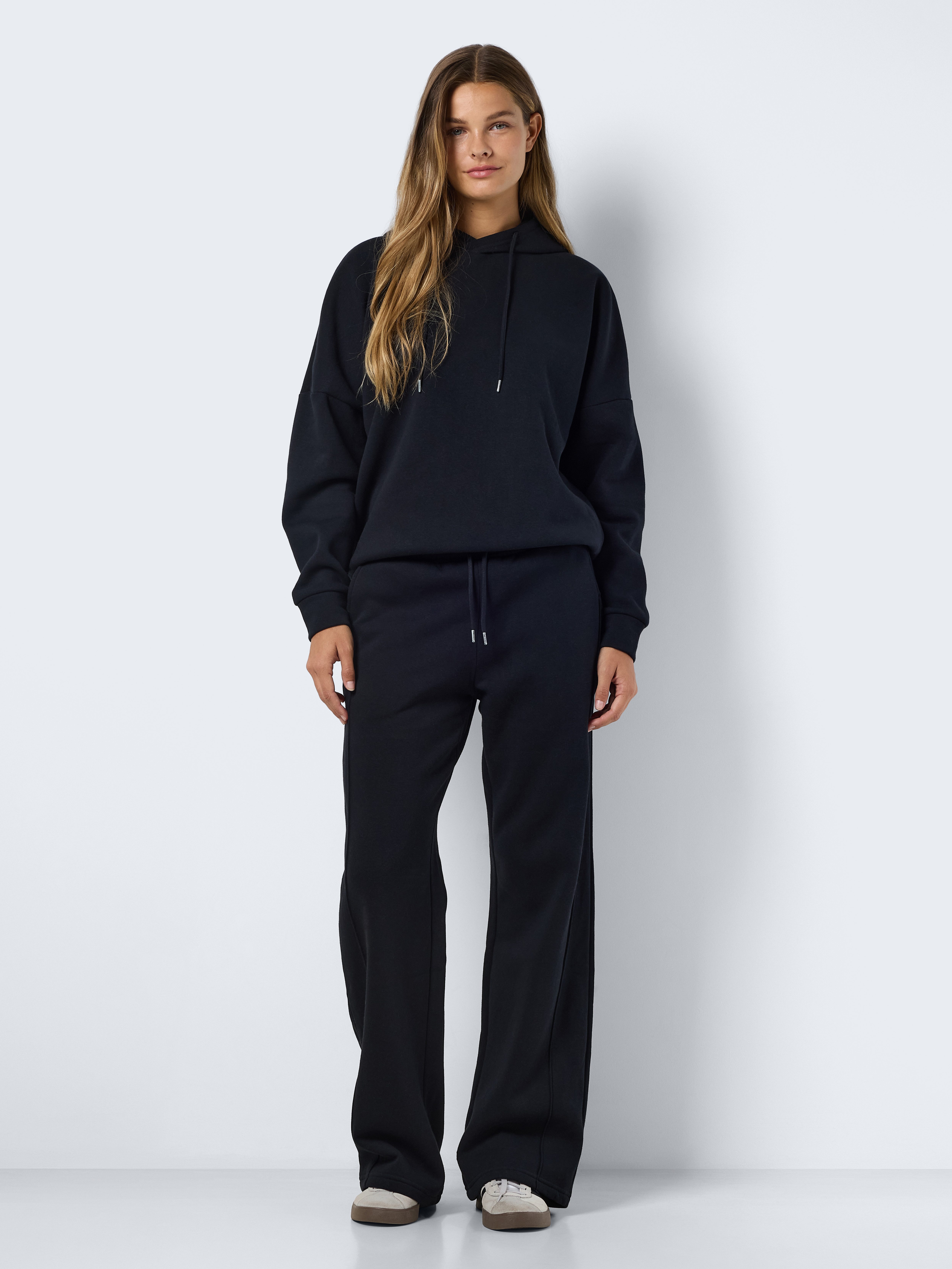 Noisy may Sweatbroek NMALDEN NW LOOSE SWEAT PANTS JRS NOOS