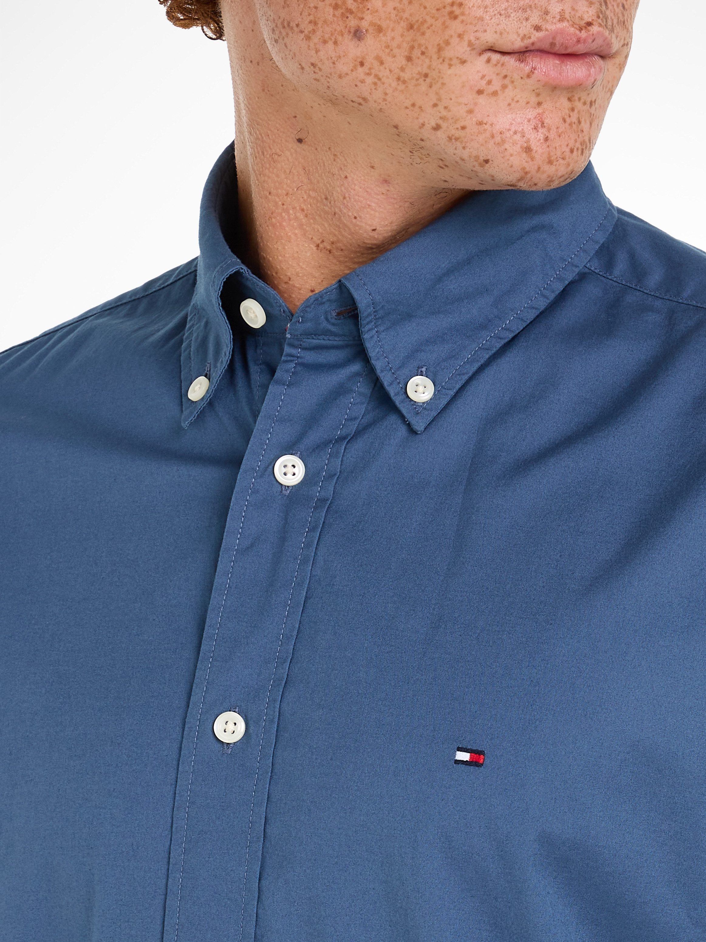 Tommy Hilfiger Overhemd met lange mouwen FLEX POPLIN RF SHIRT met labelschild binnenin de knoopsluiting (1-delig)