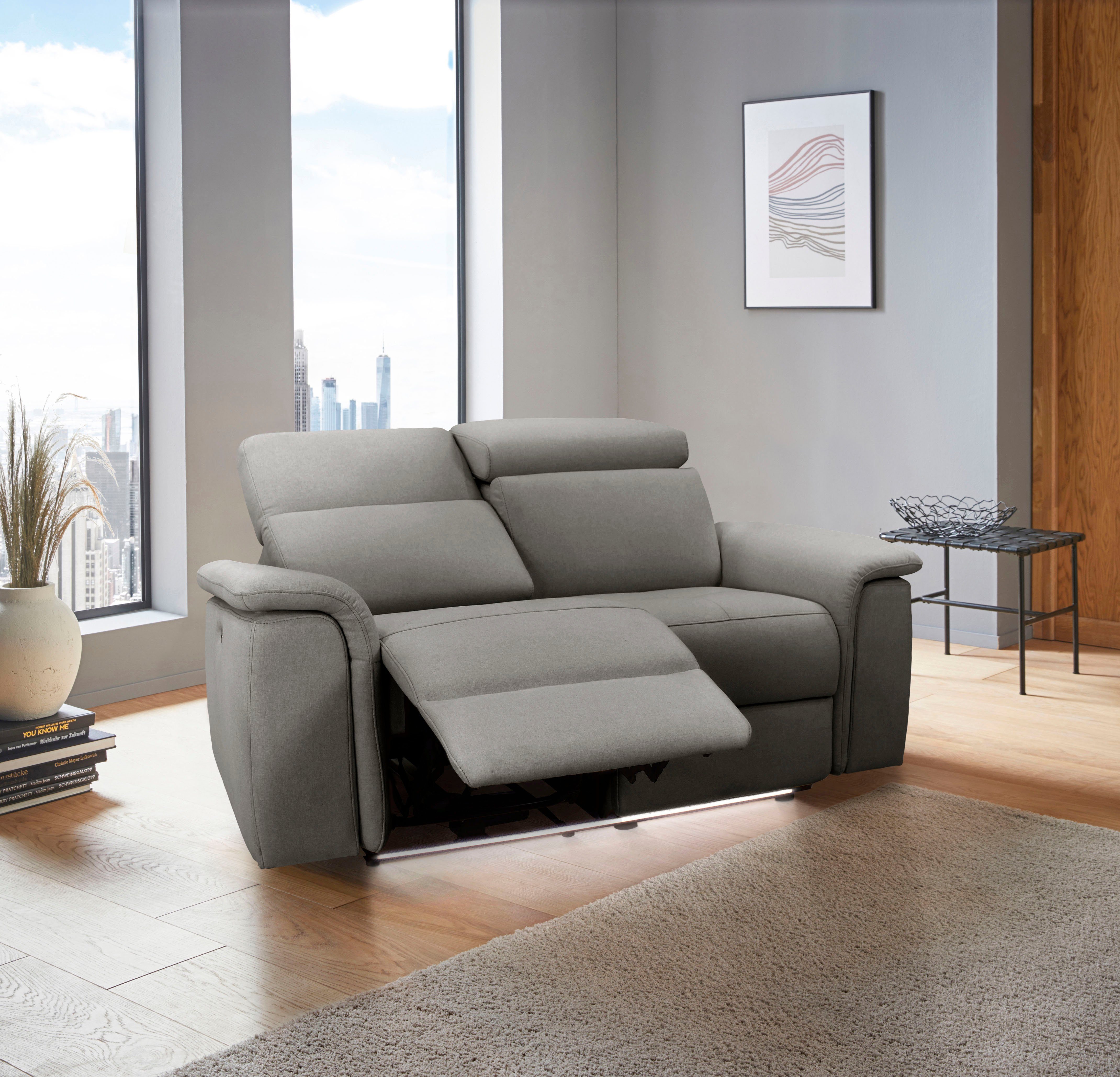 Places of Style 2-zitsbank Pareli 172 cm, handmatige en elektrische relaxfunctie USB, hoofdsteunverstelling, LED, in echt leer, kunstleer, web