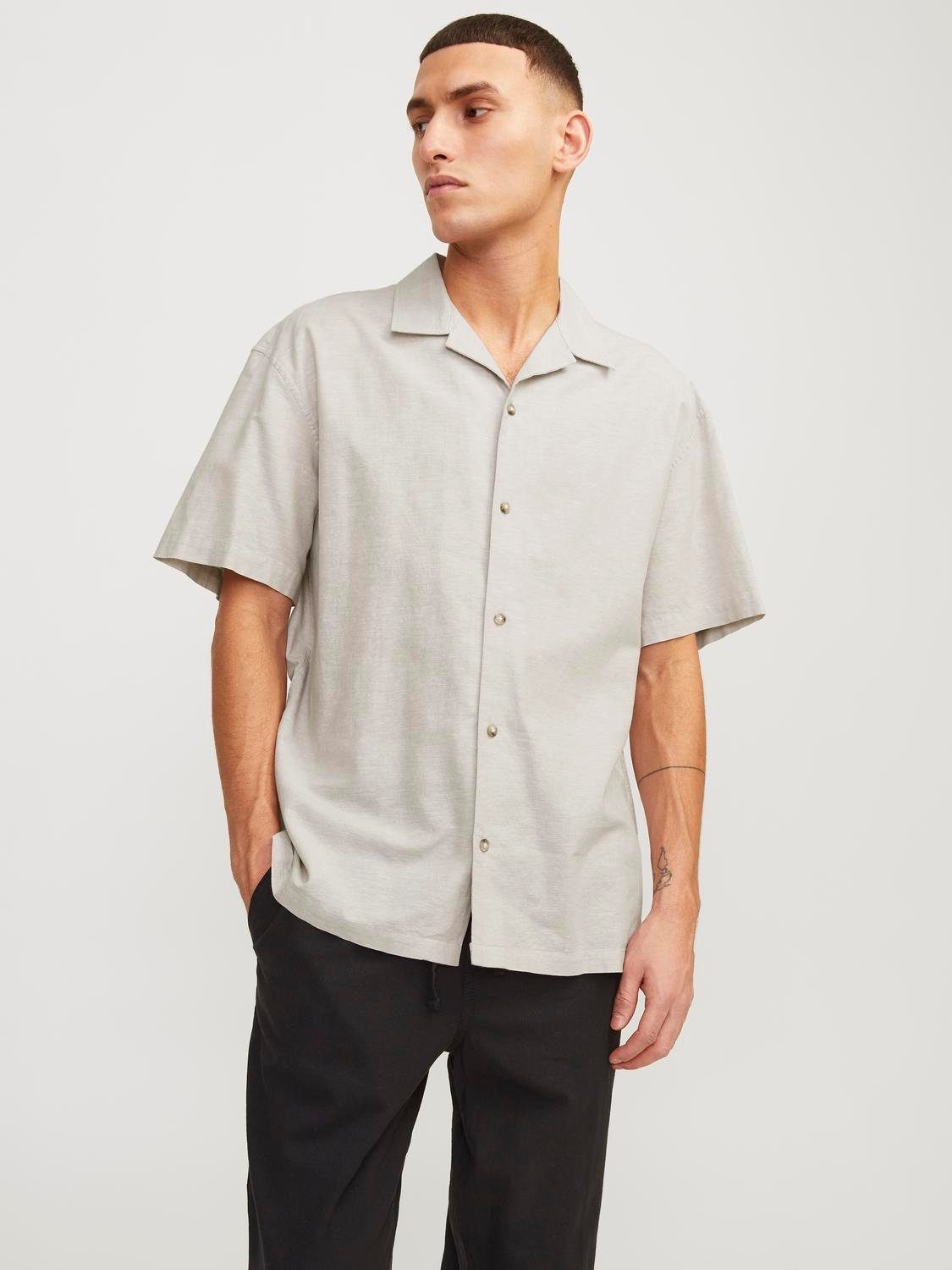 Jack & Jones Overhemd met korte mouwen JJESUMMER RESORT LINEN BLEND SHIRT SS SN