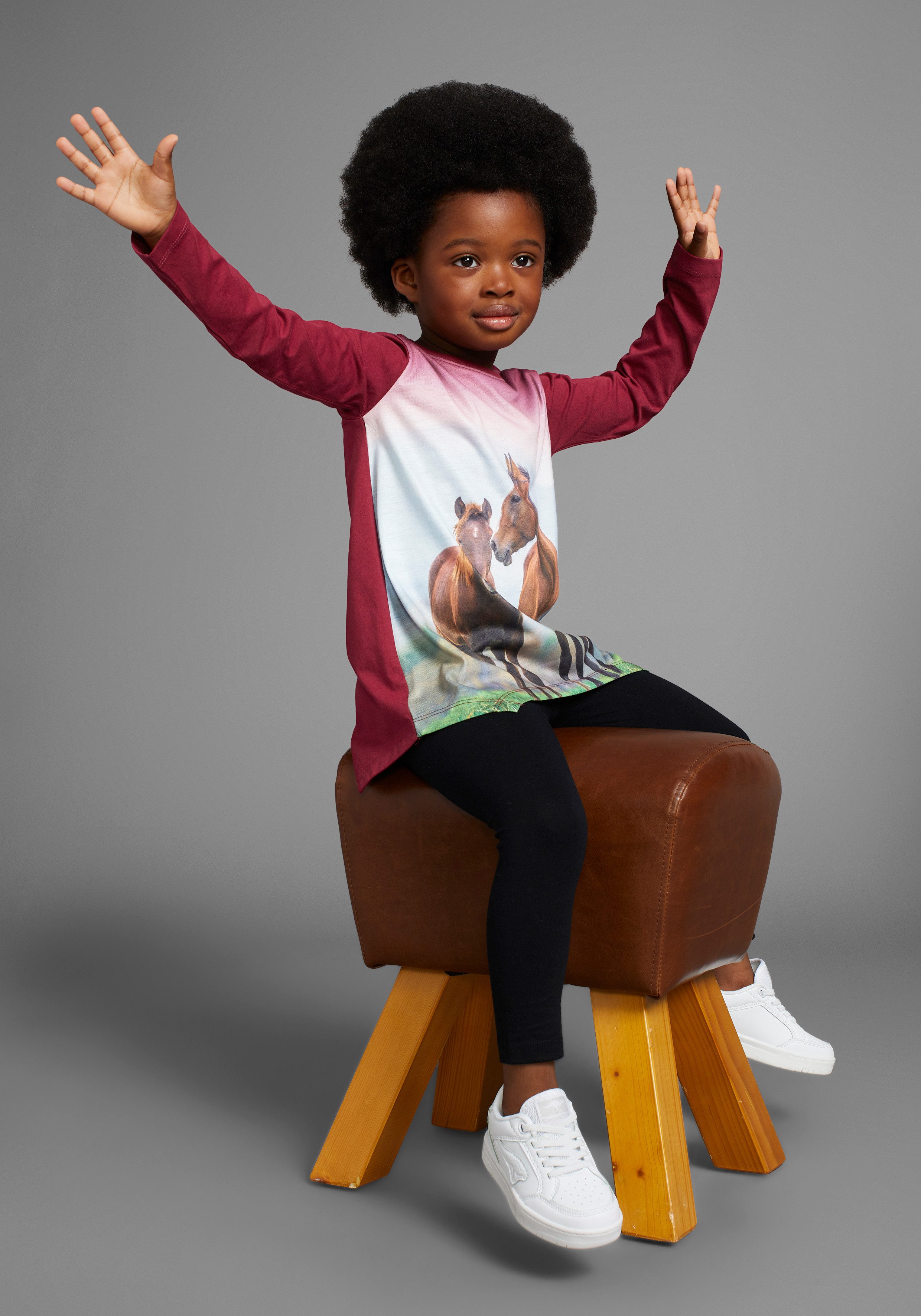 KIDSWORLD Shirt met lange mouwen & legging 2-delig set shirt + legging met paardenmotief - NIEUWE KLEUR toegevoegd (set, 2-delig, 2)