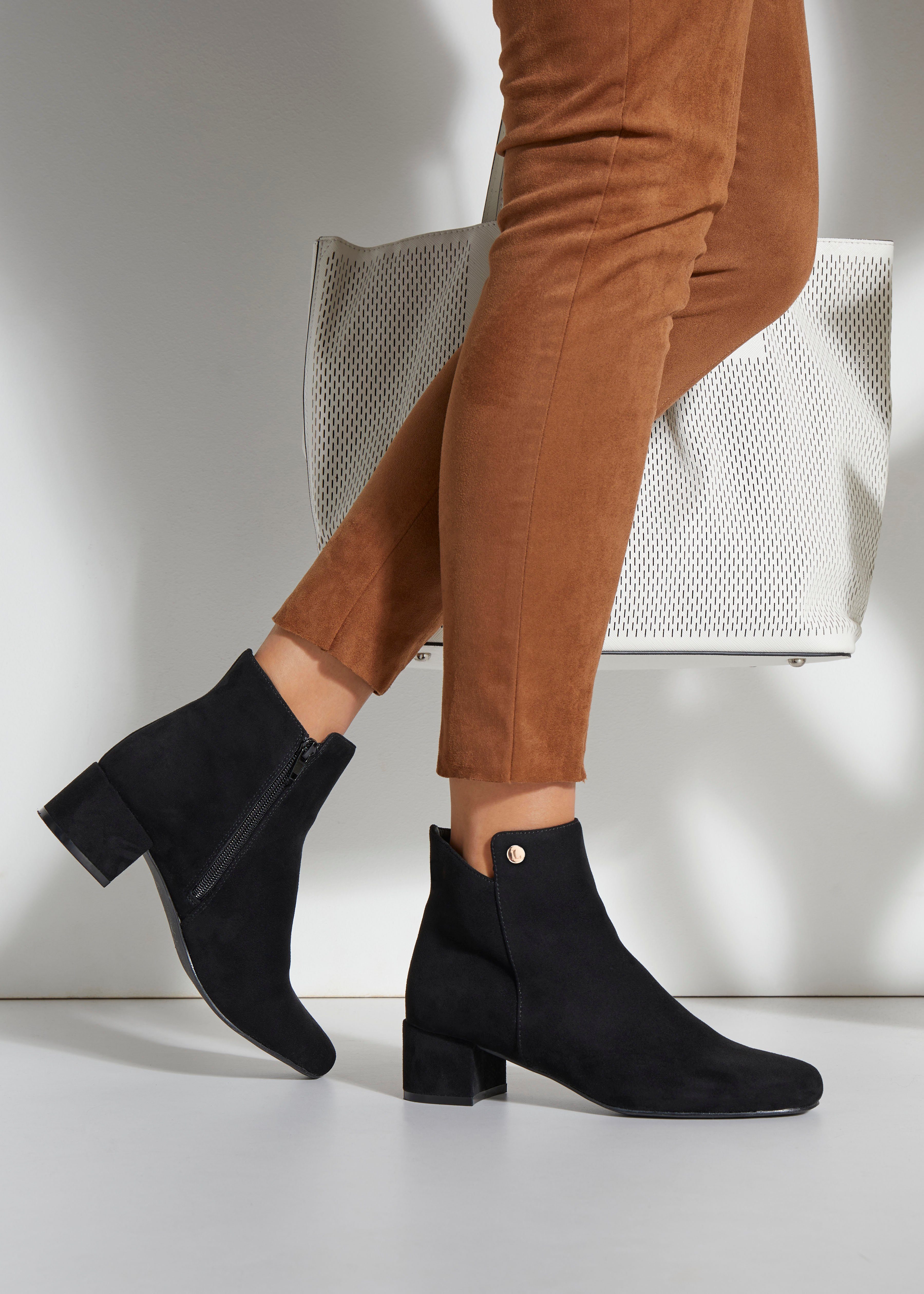 Lascana Laarsjes met comfortabele blokhak, enkellaarsjes, laarzen vegan