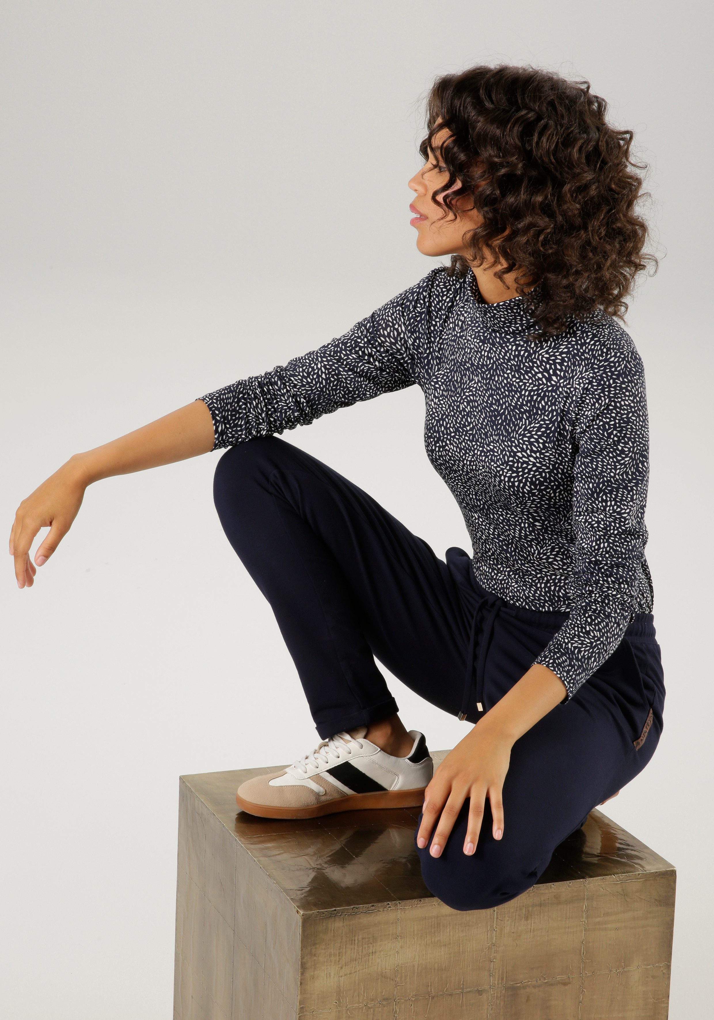 Aniston CASUAL Colshirt met animal-print of grafische druk