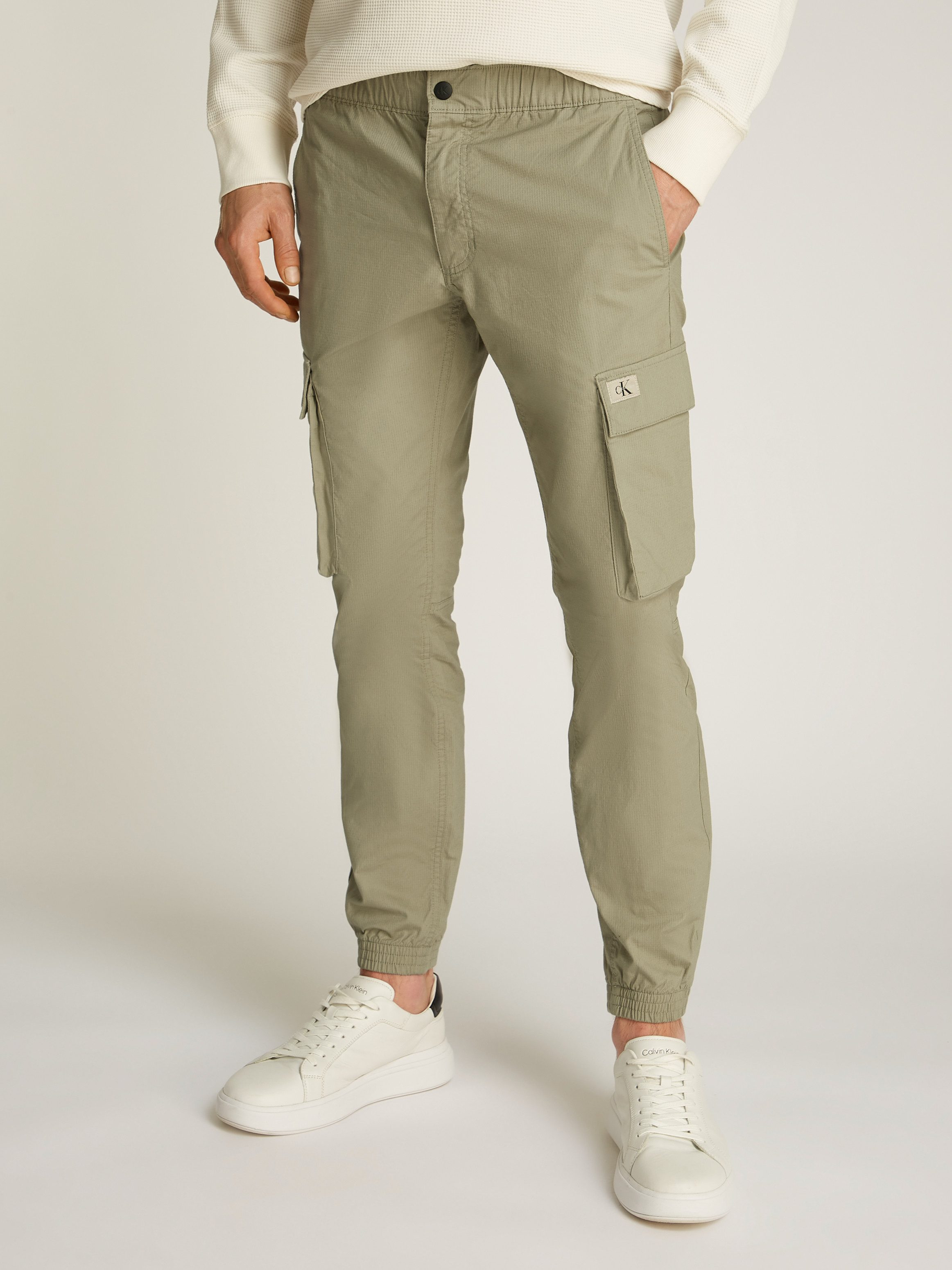 Calvin Klein Cargobroek SKINNY CARGO met logopatch