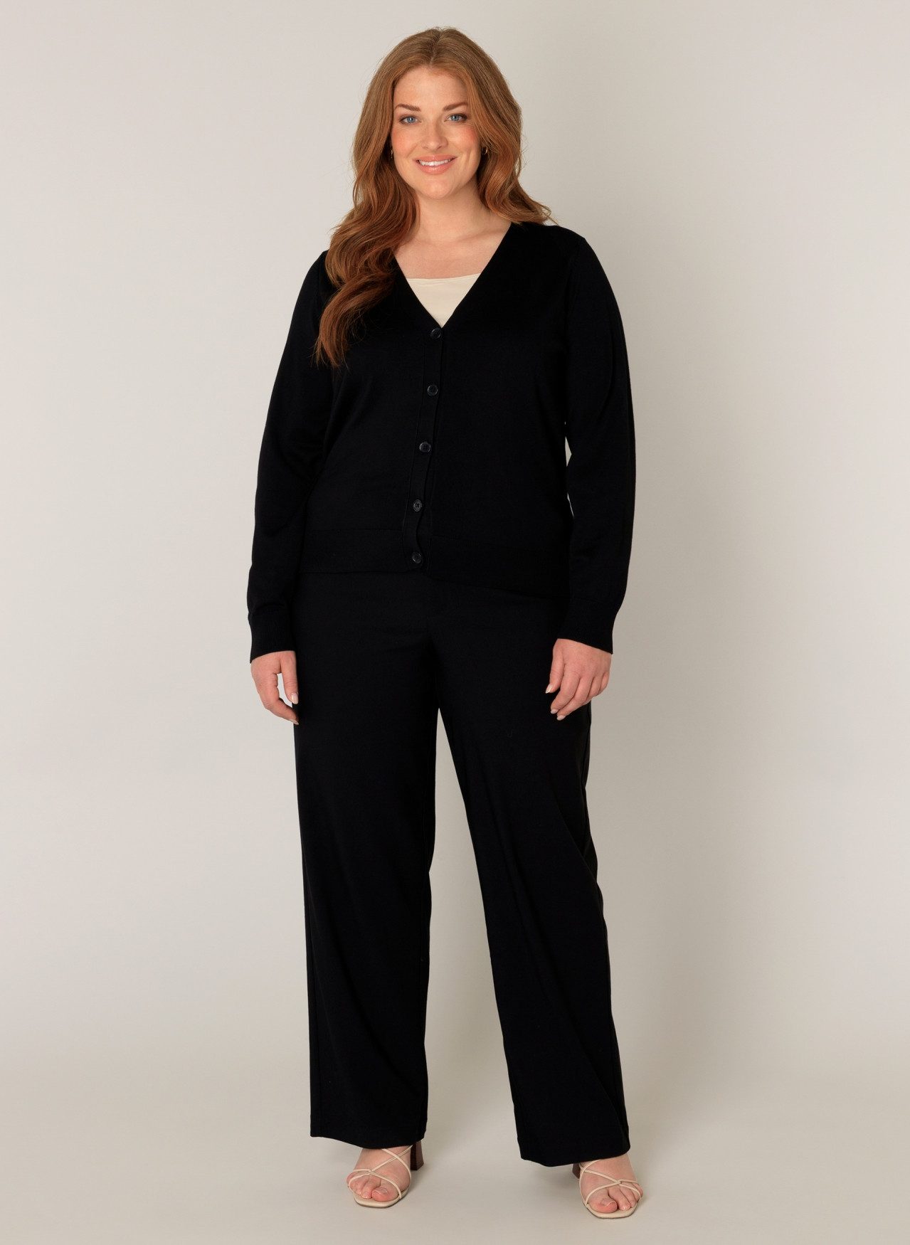 Base Level Curvy Cardigan BAS-YVONNE