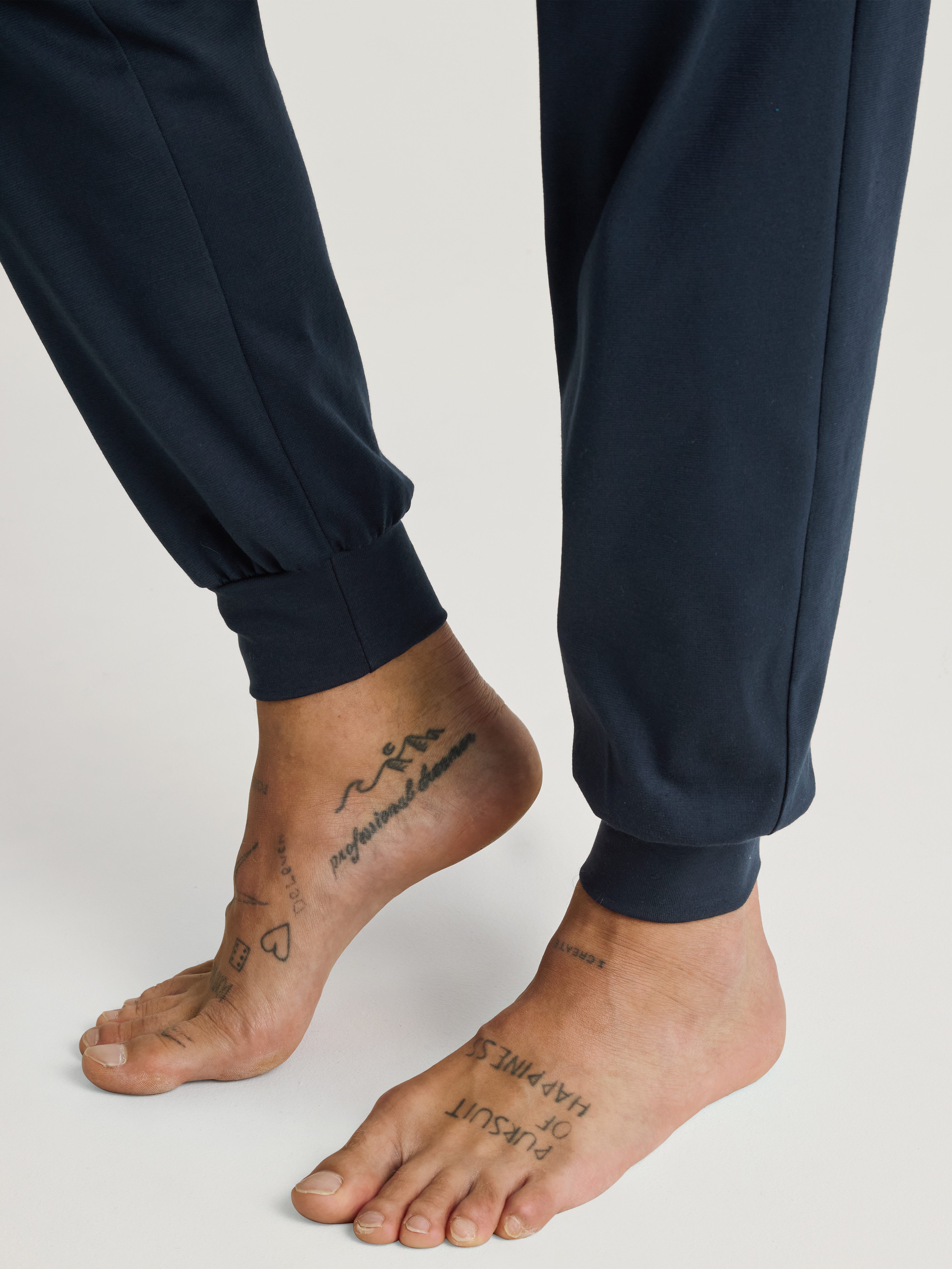 CALIDA Pyjama Relax Imprint Gemusterd bovenstuk met V-halslijn (2-delig)