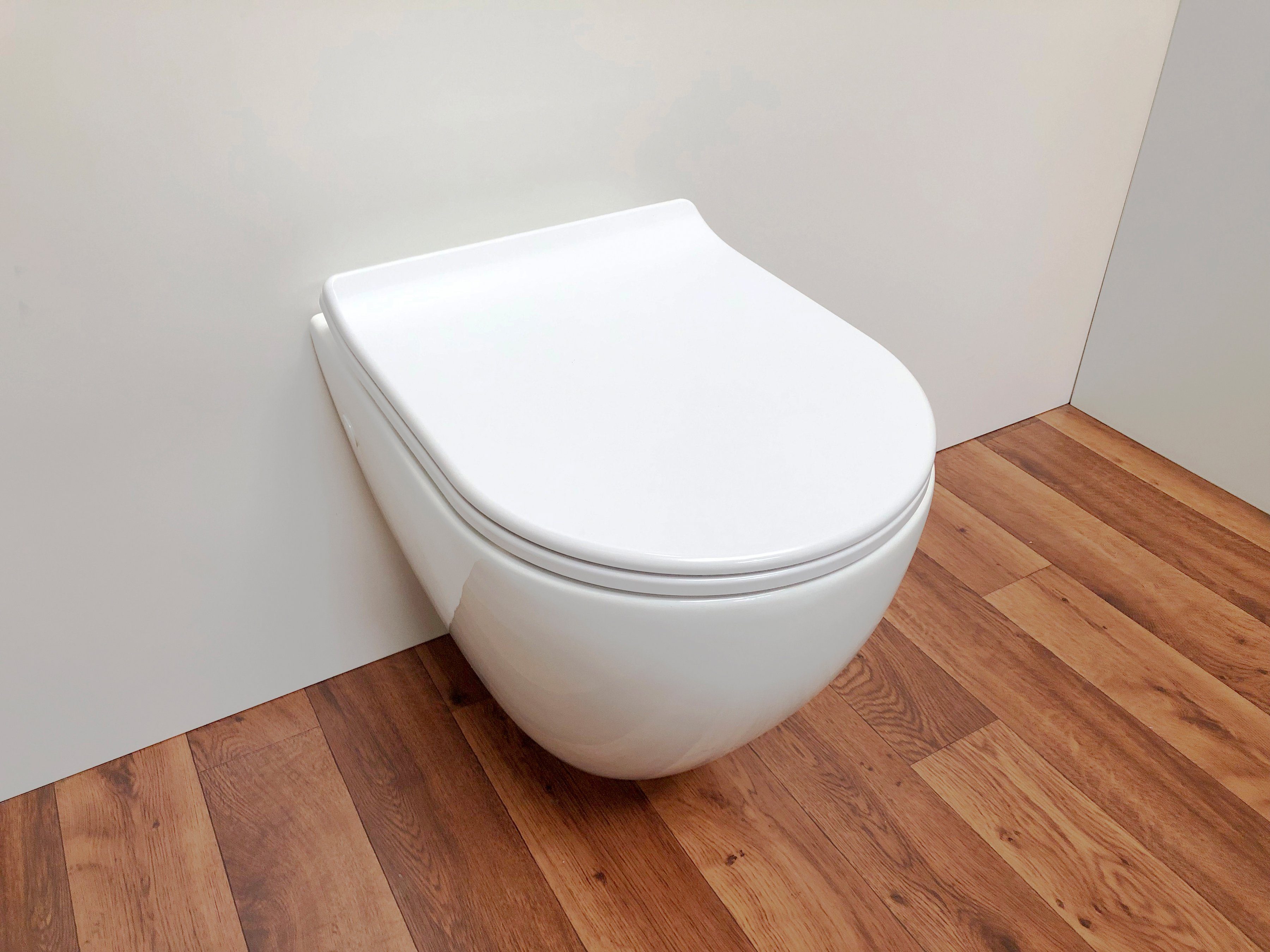ADOB Toiletzitting Design met soft-closemechanisme