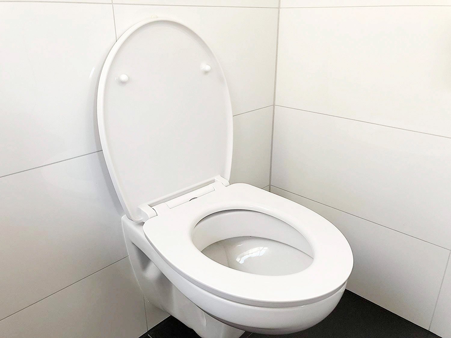 ADOB Toiletzitting Berlin Soft-closemechanisme, voor het schoonmaken met één druk op de knop afneembaar