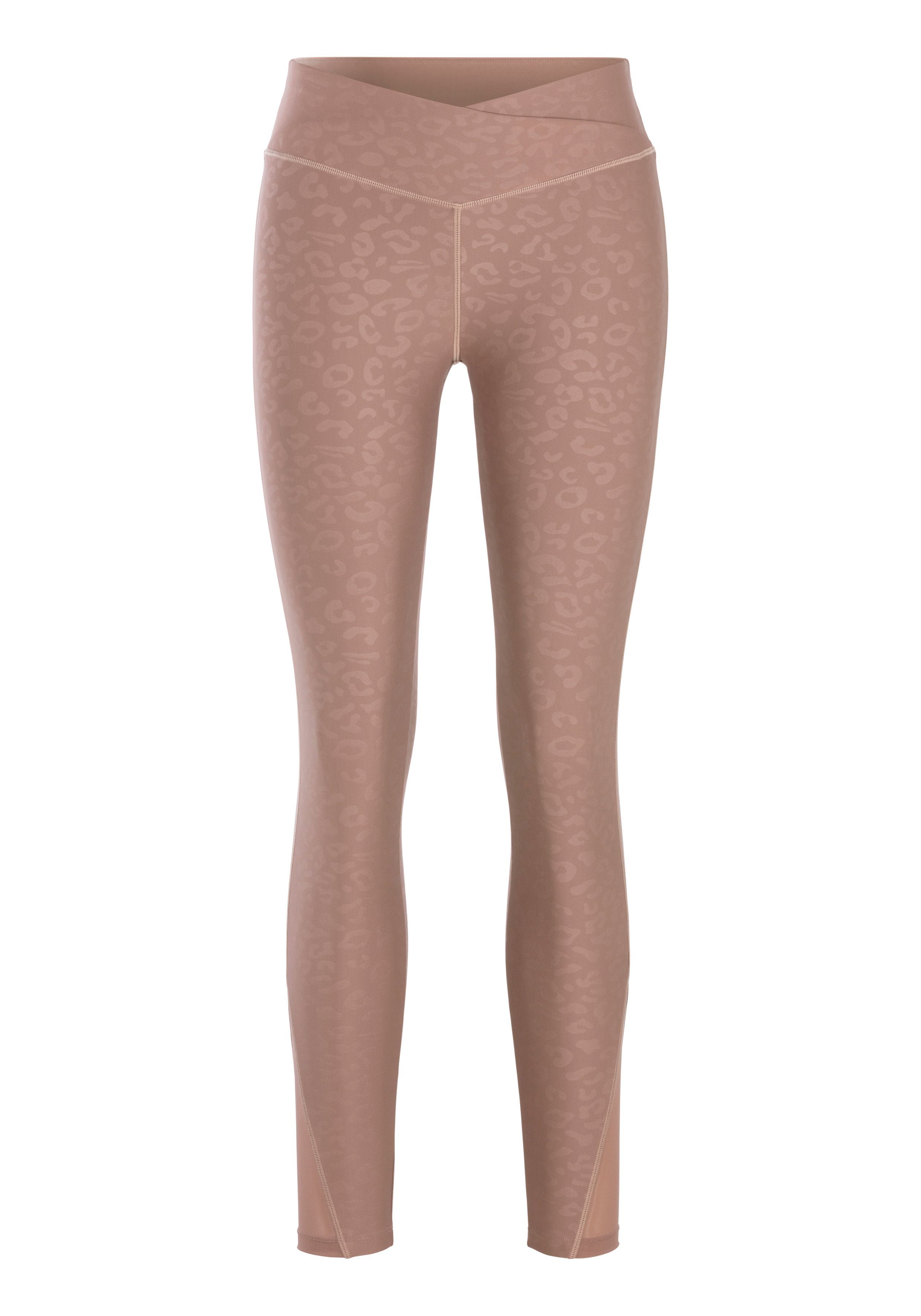 active by Lascana Functionele legging Sportleggings met V-vormige tailleband in leeuwprint