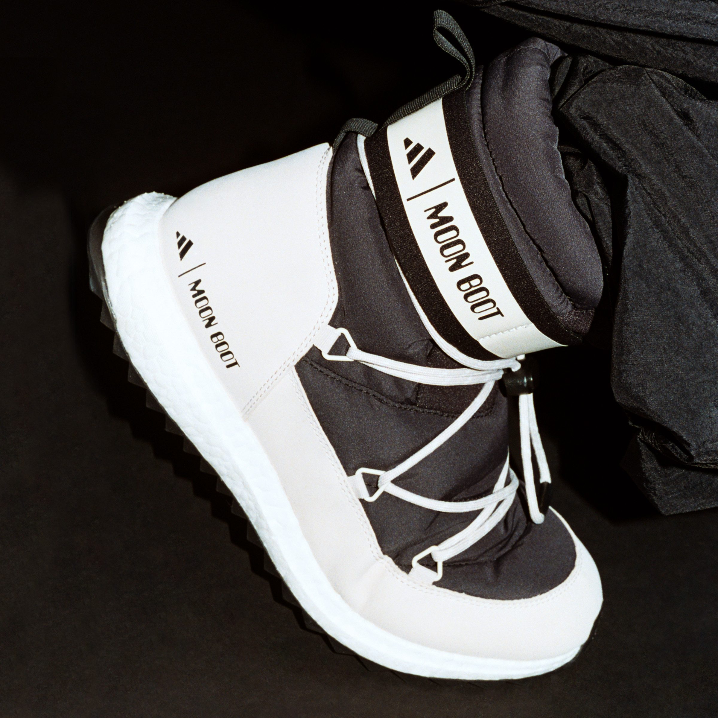 adidas Sportswear Winterlaarzen ADIDAS X MOON BOOT MOONBOOST HIGH Snowboots, winterlaarzen, winterschoenen