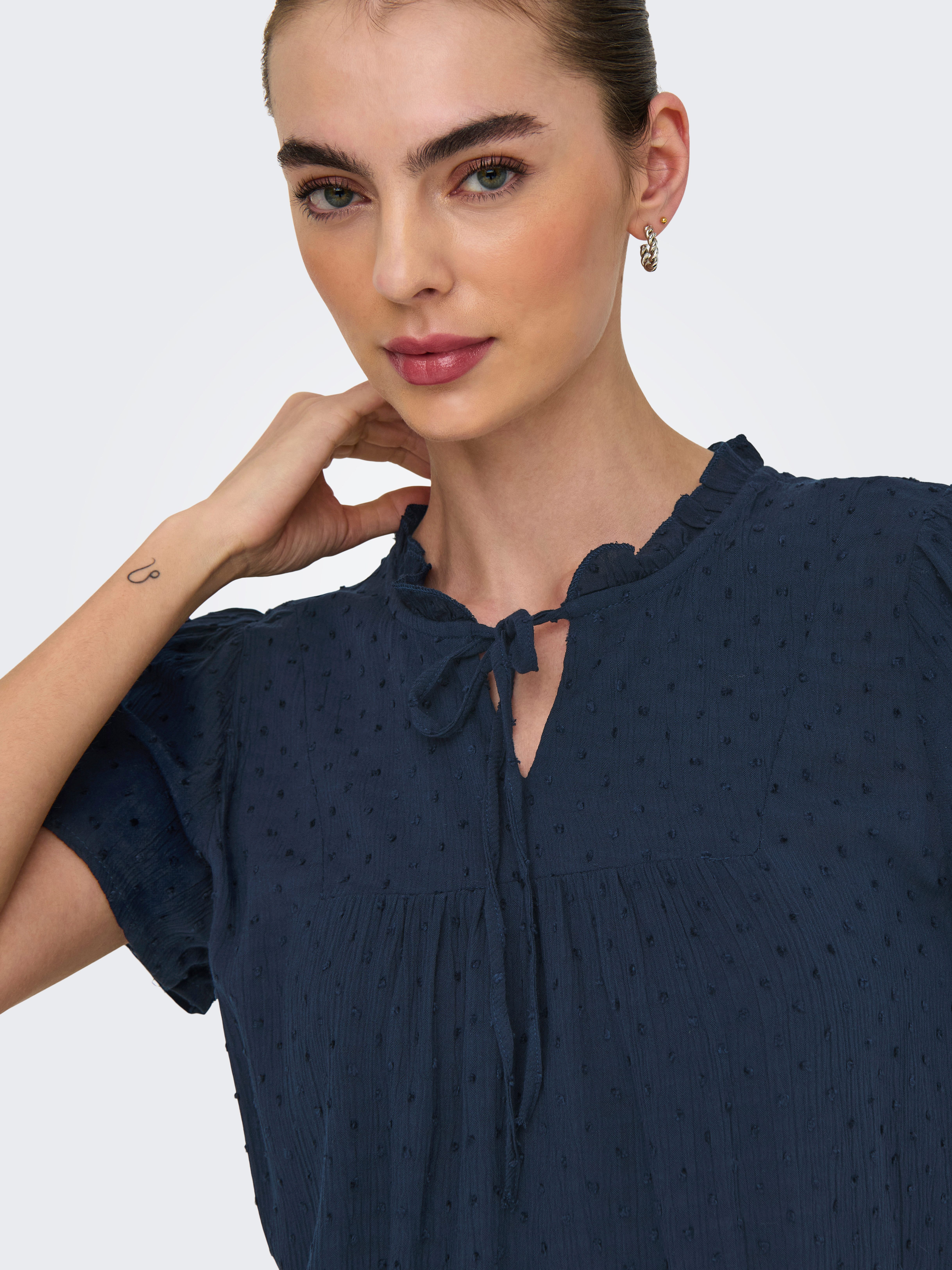 JDY Blouse met korte mouwen JDYLIMA LIFE S/S TOP WVN NOOS