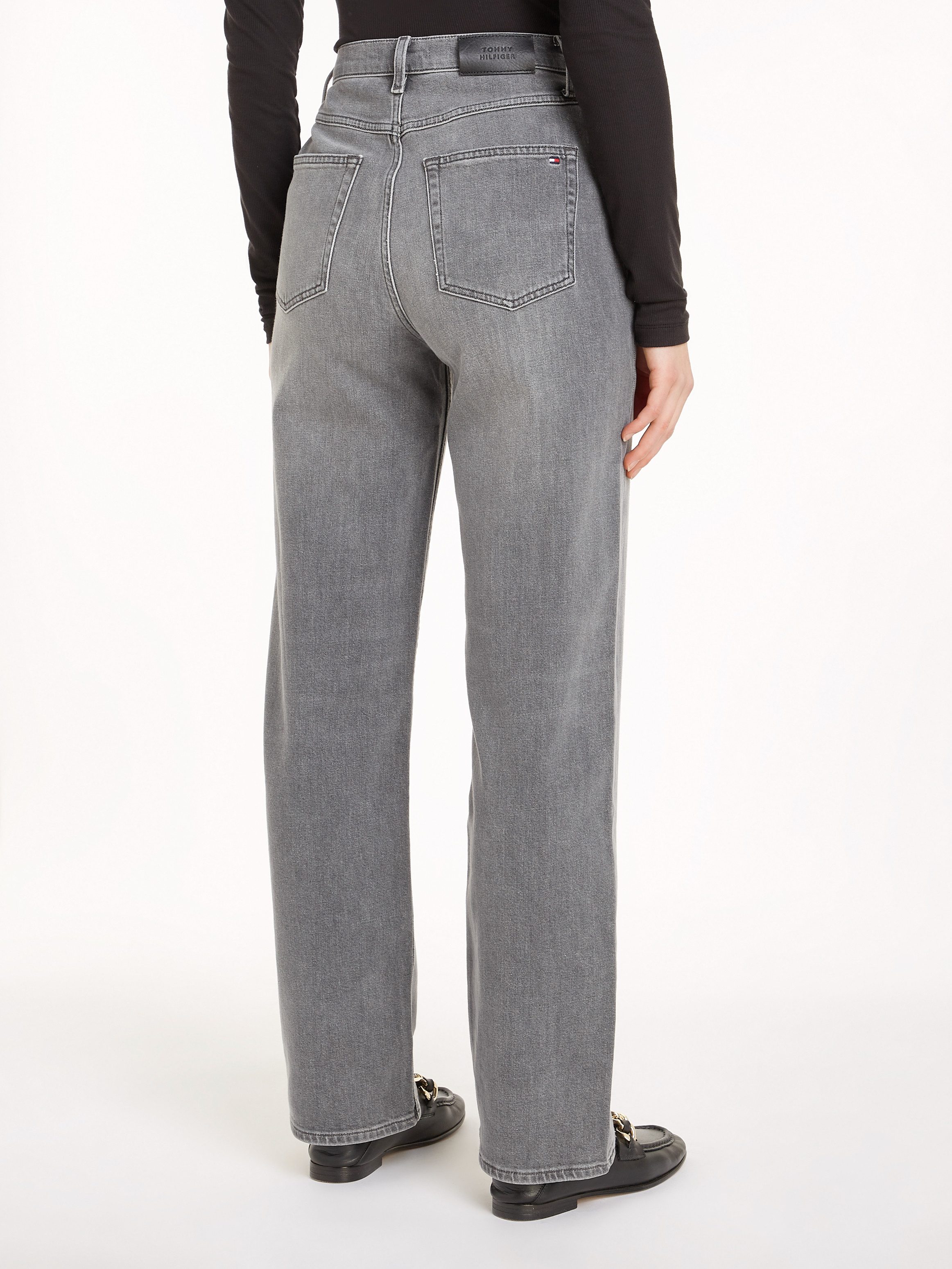 Tommy Hilfiger Straight jeans RELAXED STRAIGHT HW GER met tommy hilfiger logo-badge