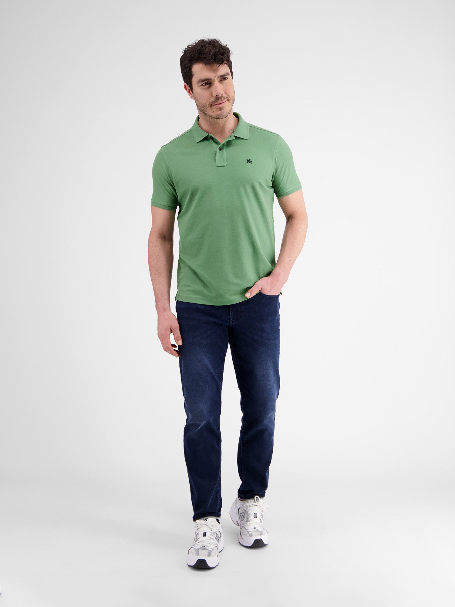 Lerros Poloshirt LERROS klassieke polostijl in *Cool & Dry* piquékwaliteit