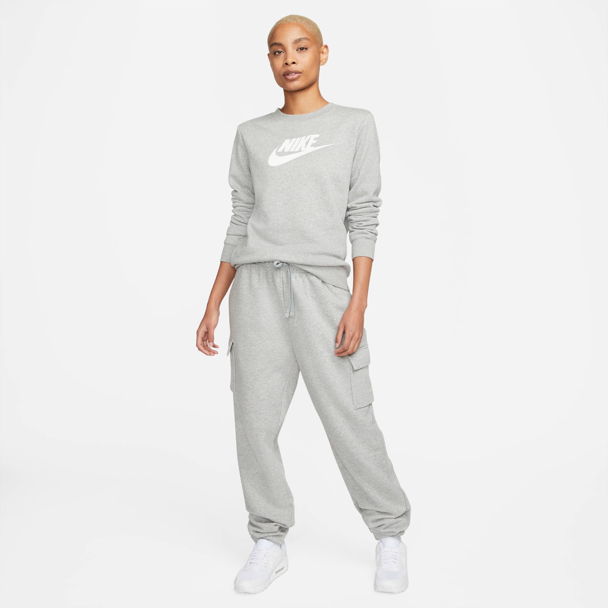 Nike Sportswear Sweatshirt Club Fleece Women's Logo Crew-Neck Sweatshirt