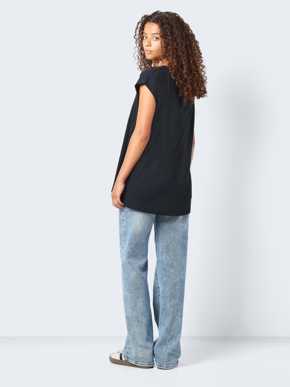 Noisy may Shirt met korte mouwen NMMATHILDE S/S LOOSE LONG TOP FWD NOOS