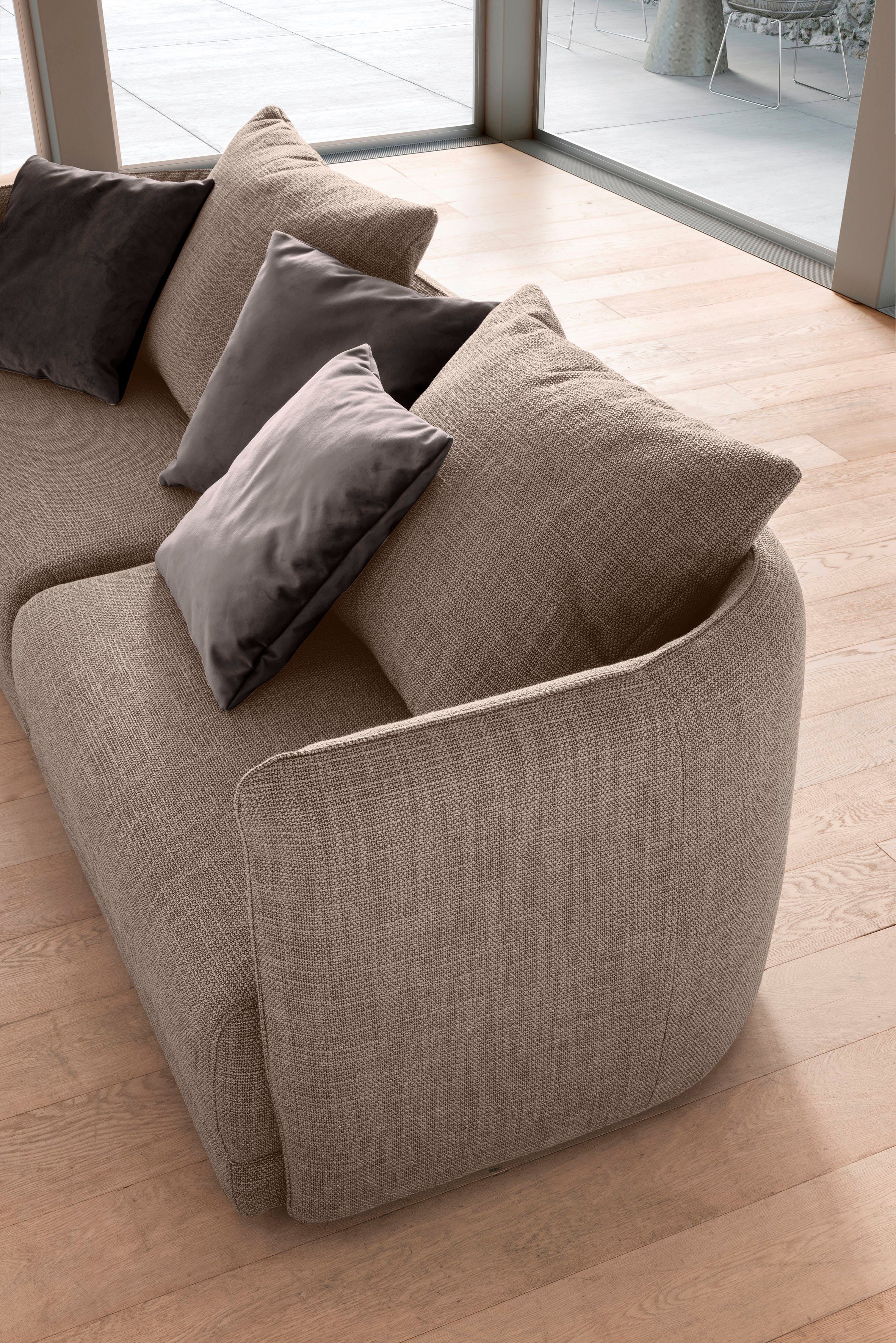 designwerk Megabank New York, anmutendes Designsofa Breedte 253 cm, met dunne arm- en rugleuning