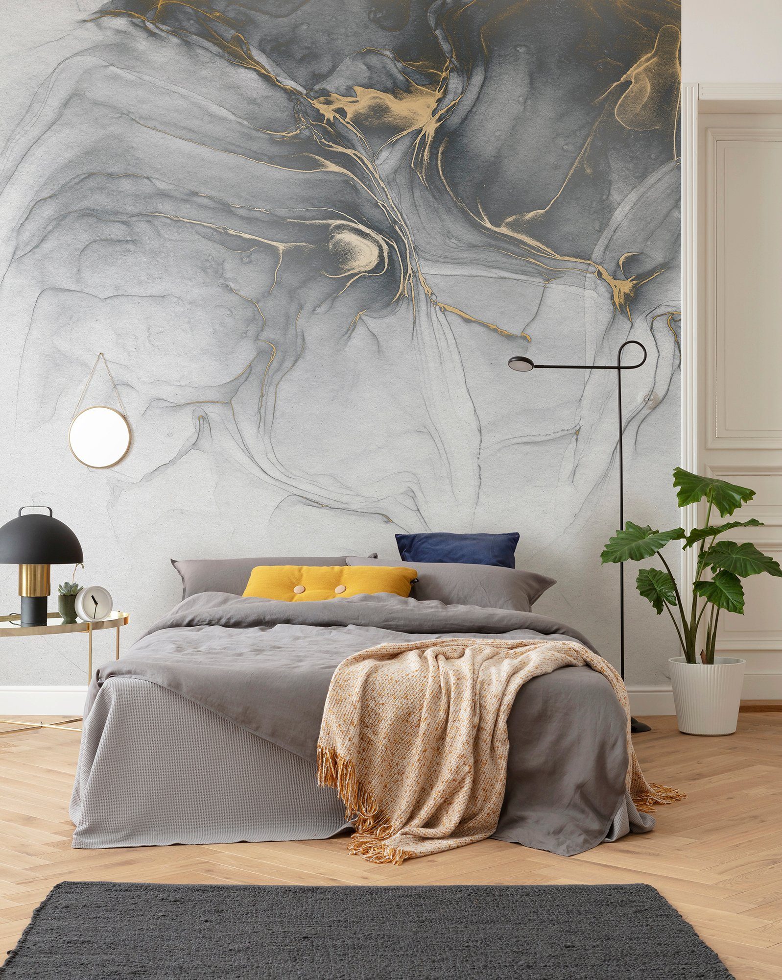 Komar Vliesbehang Digitale print vlies - Ink Gold Fluid - Afmeting 300 x 280 cm (set)