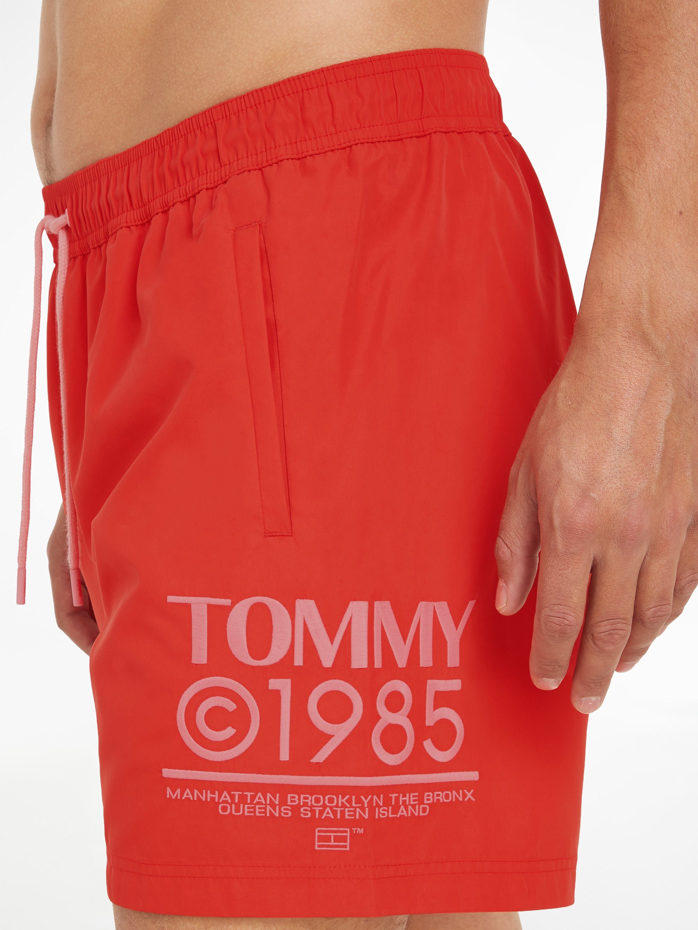 Tommy Hilfiger Swimwear Zwemshort SF MEDIUM DRAWSTRING met iconische logo-inscriptie